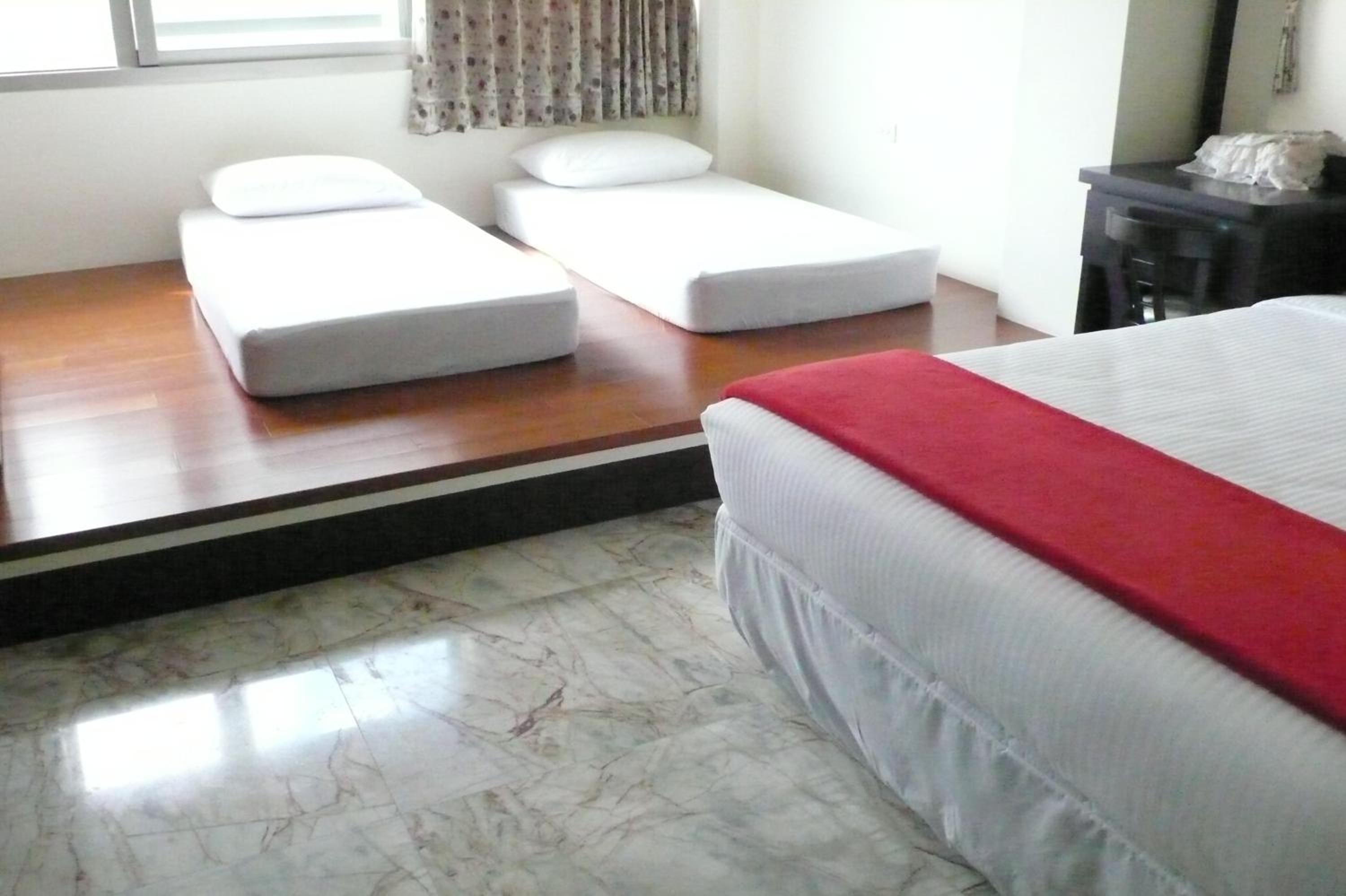Kuo Kuang Hostel