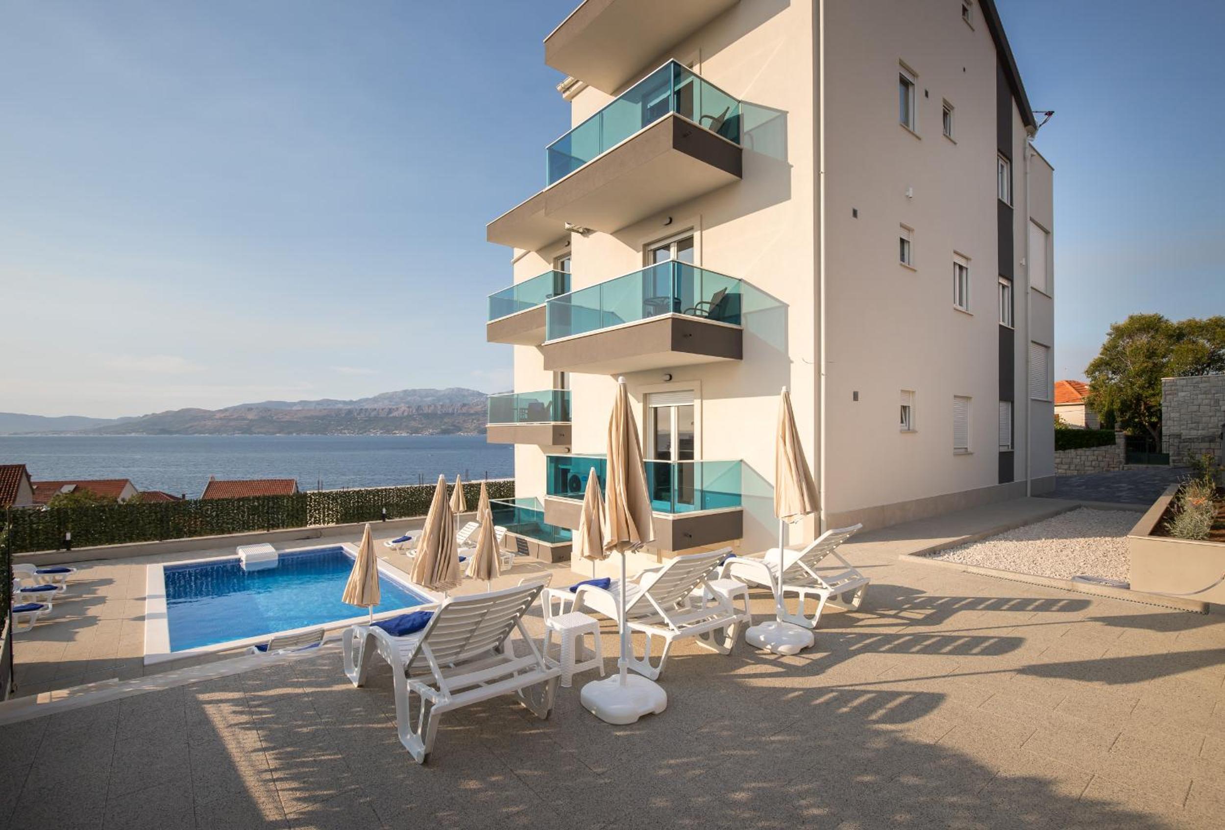 Apartments BlueView