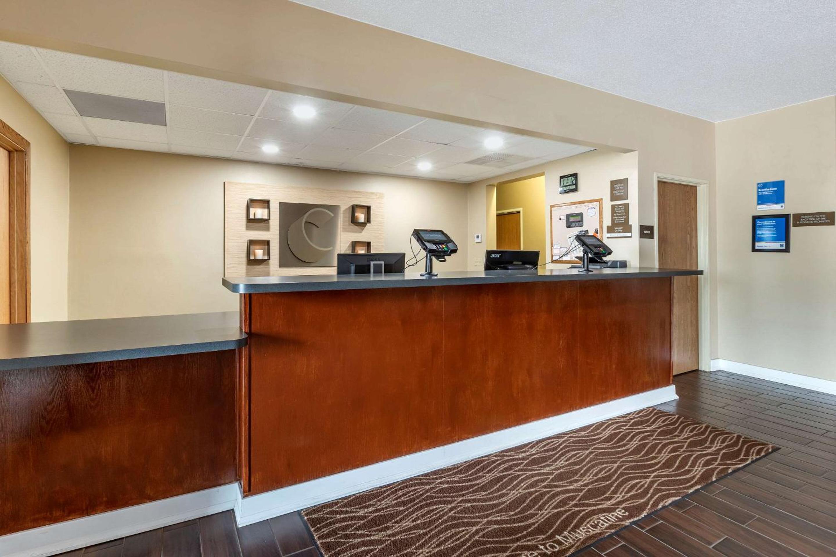 Comfort Inn Muscatine near Hwy 61 view 4