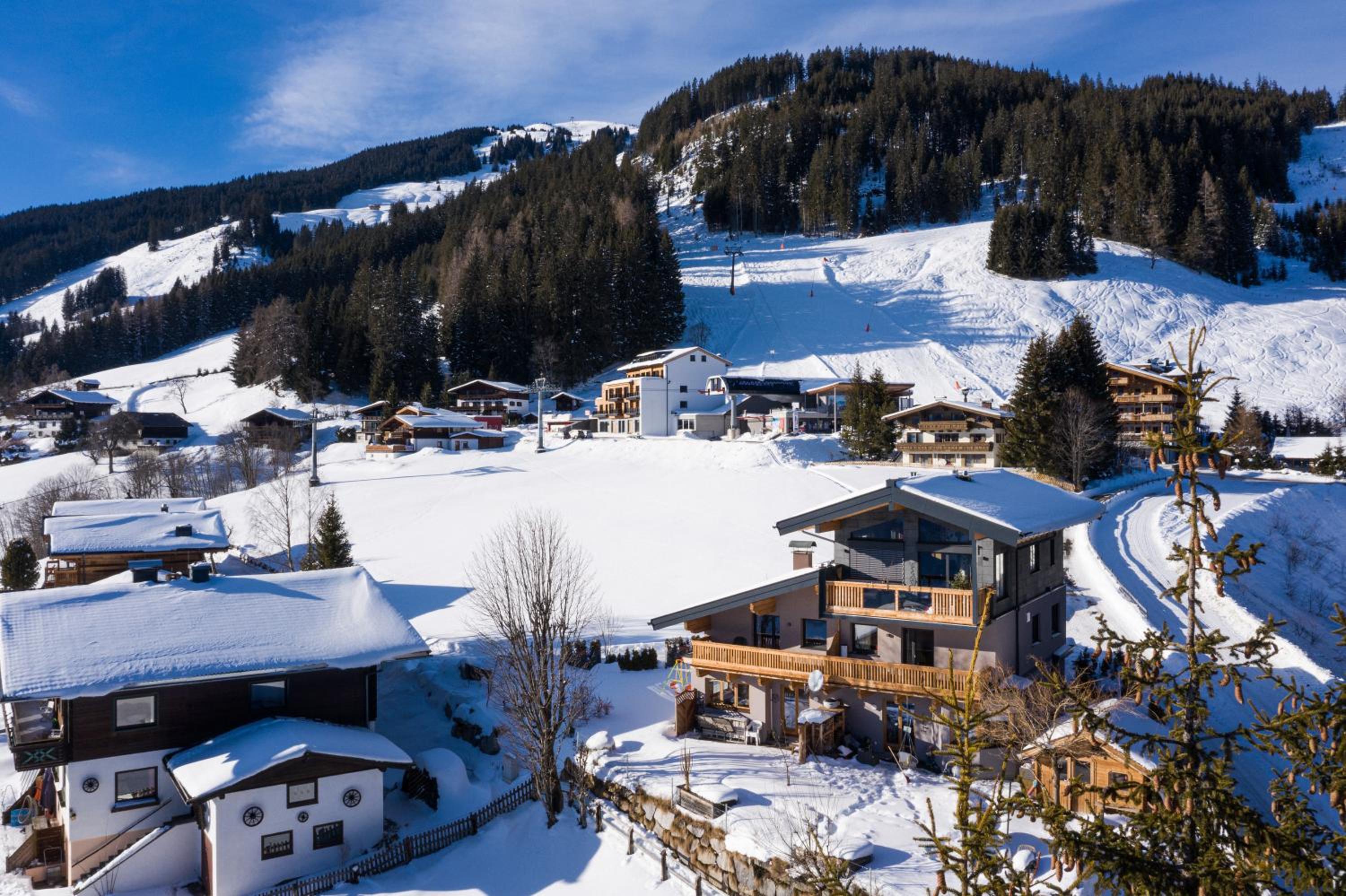 Ski in - Ski out Panoramaferienhaus Breitmoos neben Mittelstation