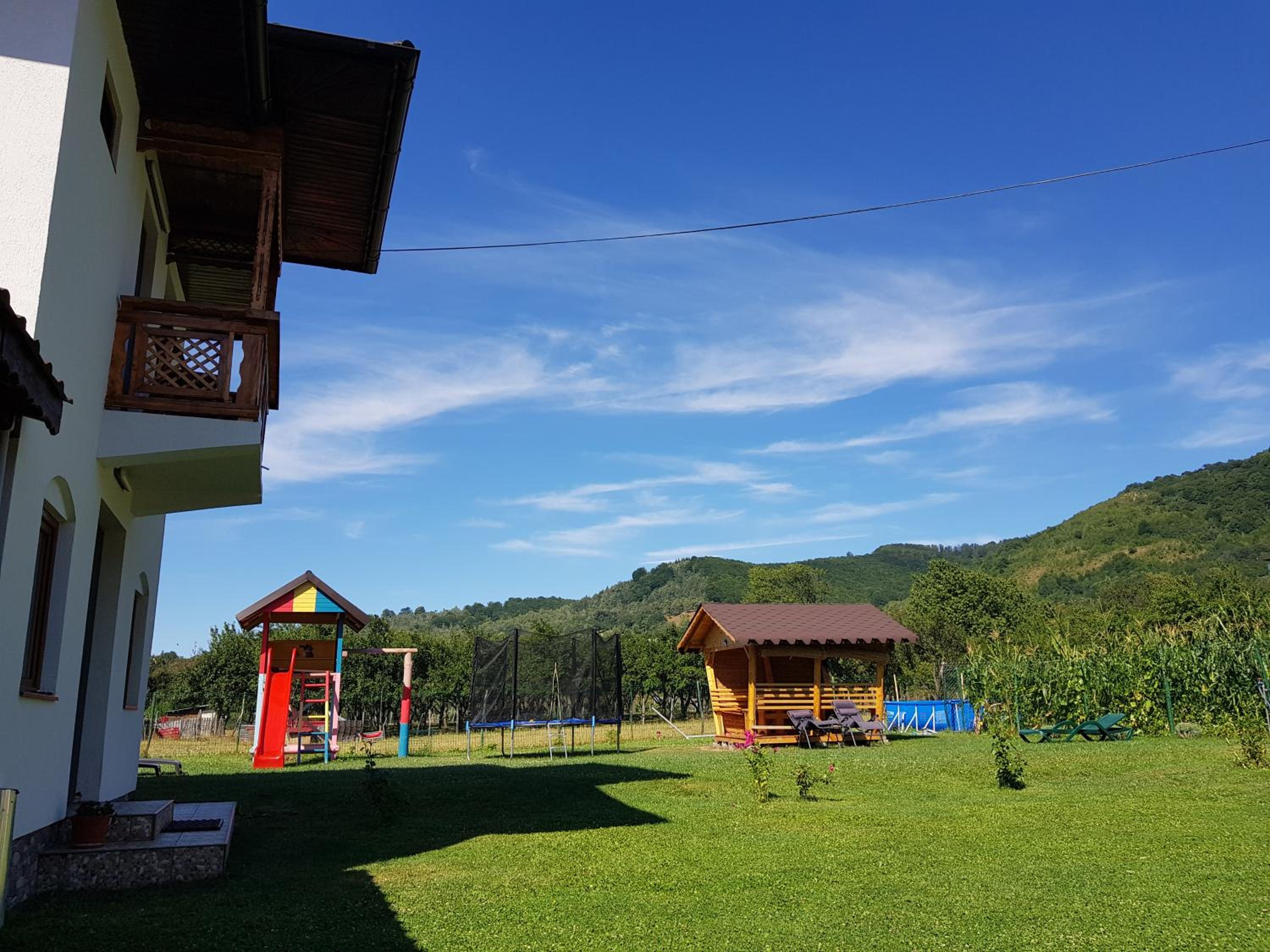 La Bunicu view 4