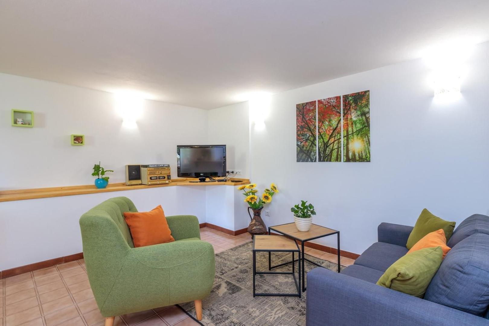 Studio Apartment Paljar view 5