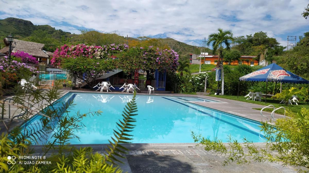 swimming pool