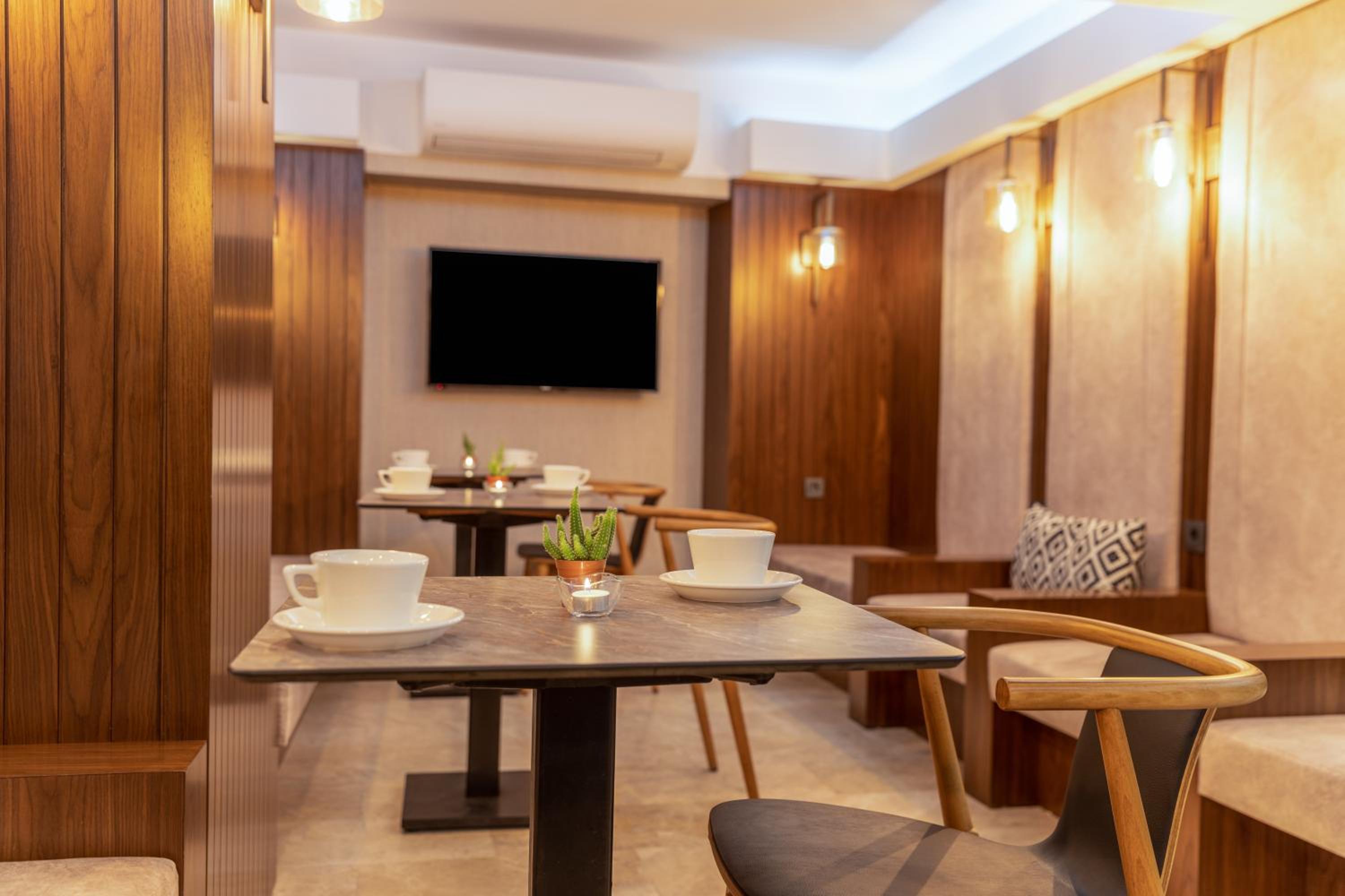 Union Otel Port - Image 58