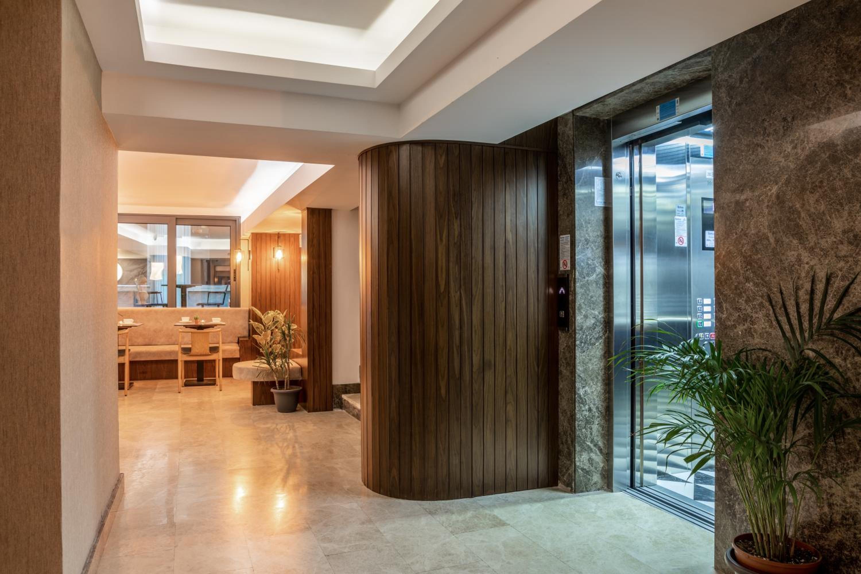 Union Otel Port - Image 8