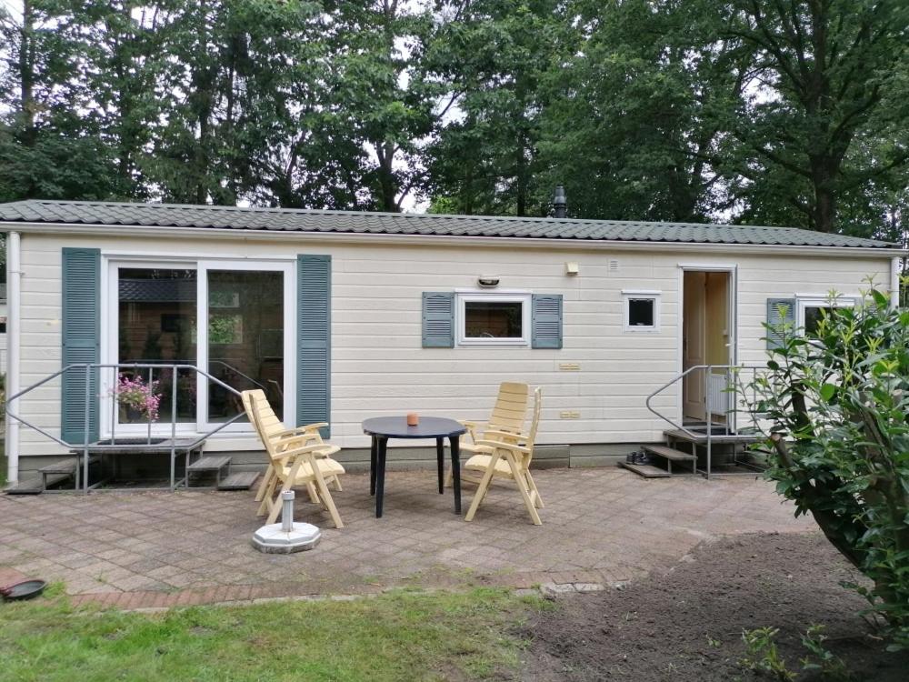 Chalet 4-6 Personen Epe F15 Van alle gemakken voorzien Max aantal volwassen personen bedraagt 4 view 4