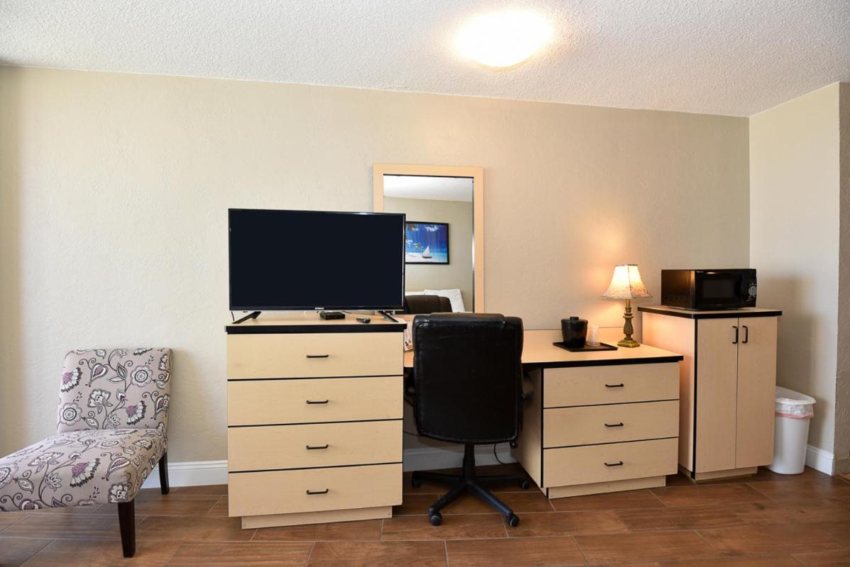 Cove Motel Oceanfront