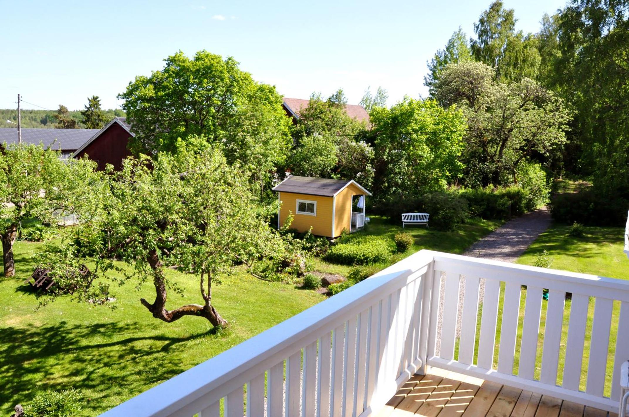 Eden's Garden Cottages