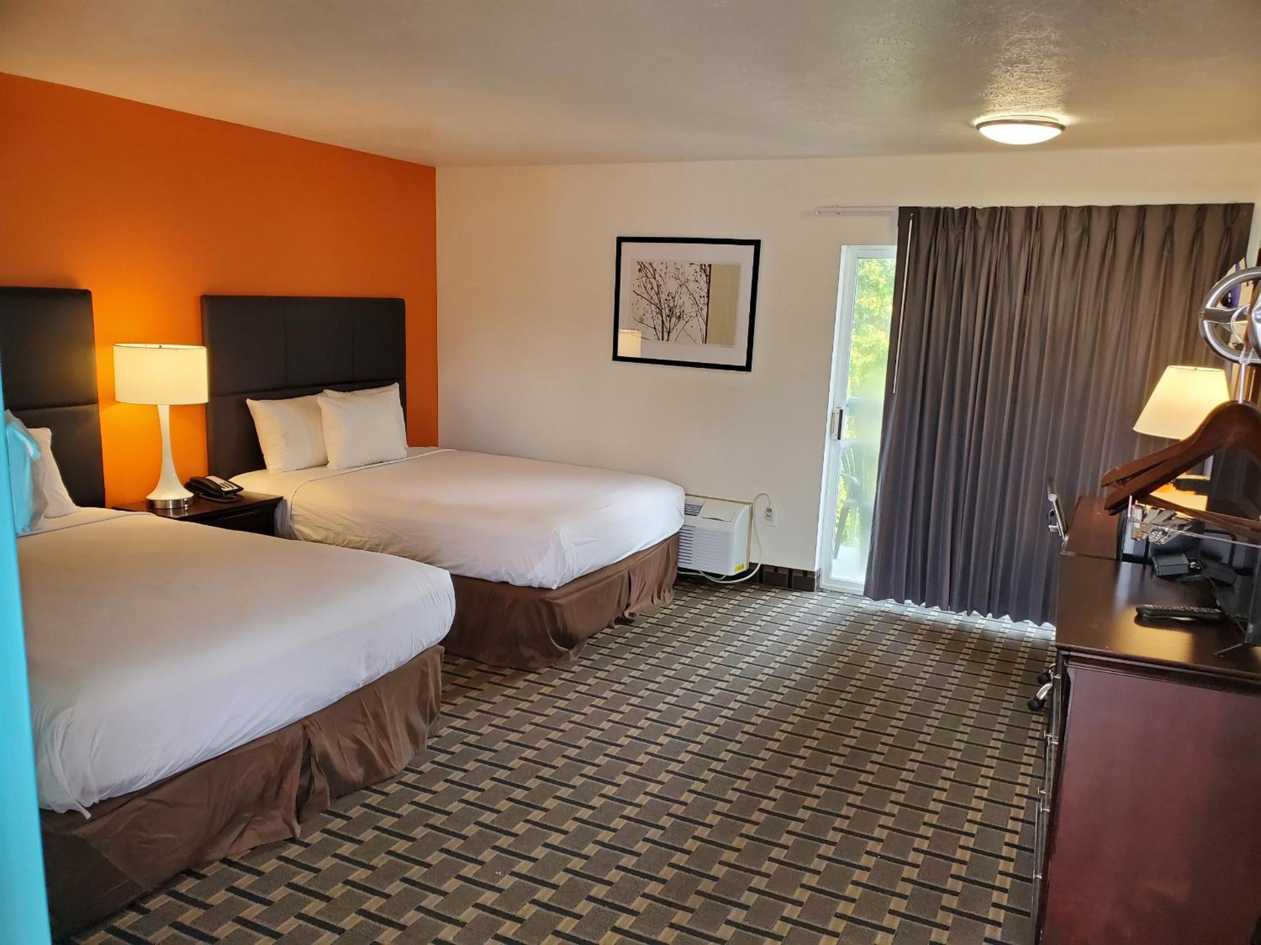 SilverStone Inn North Spokane