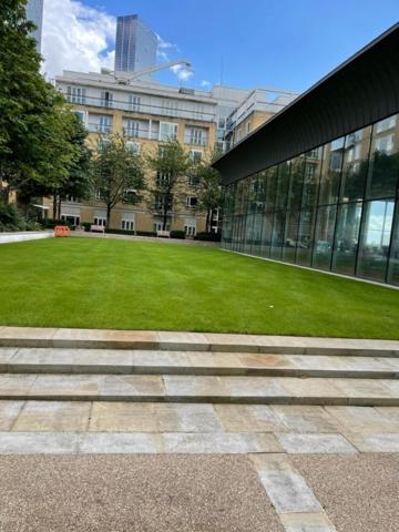 Canary Wharf 1 bed apartment
