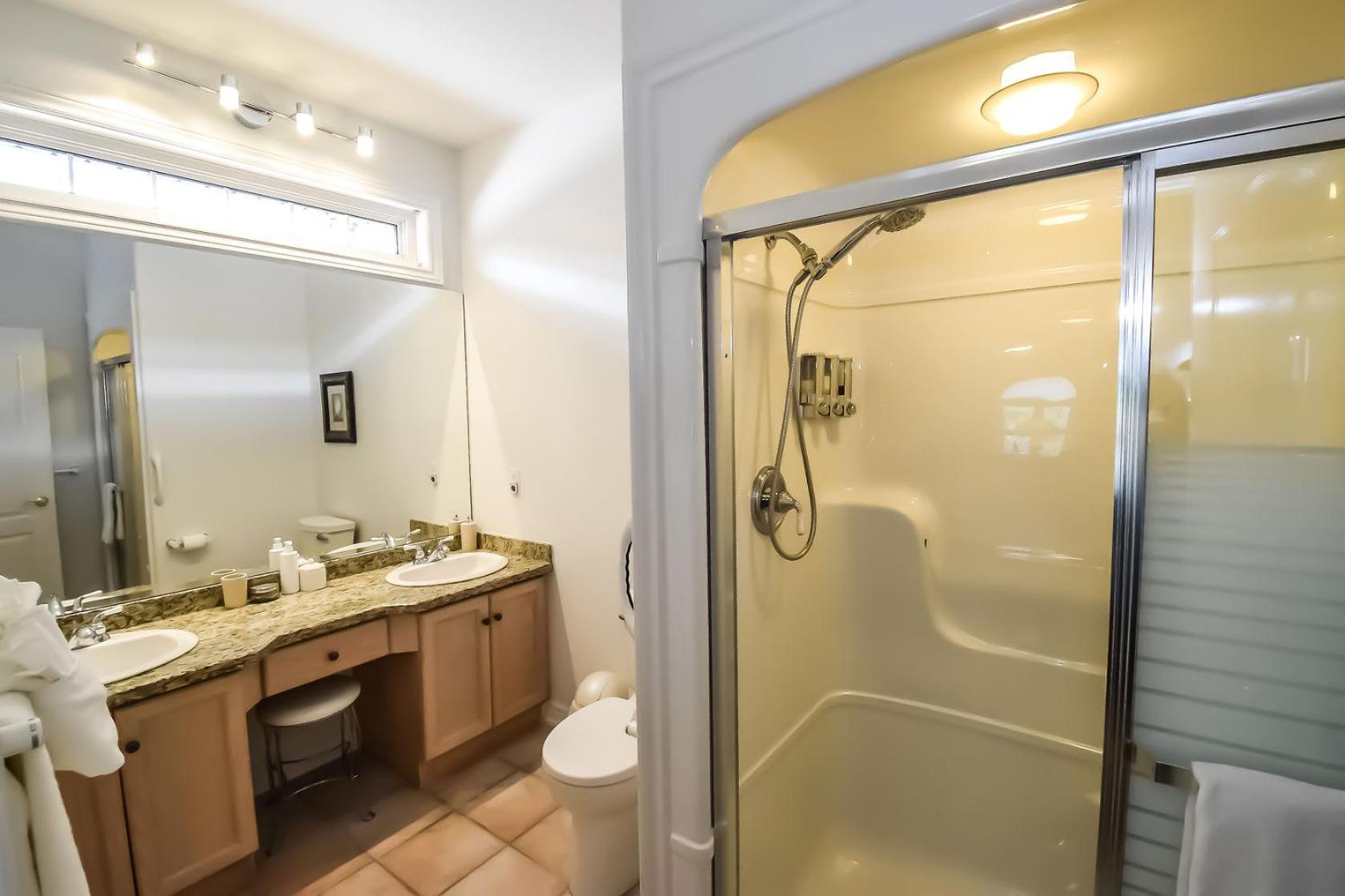 Graystone Bed & Breakfast