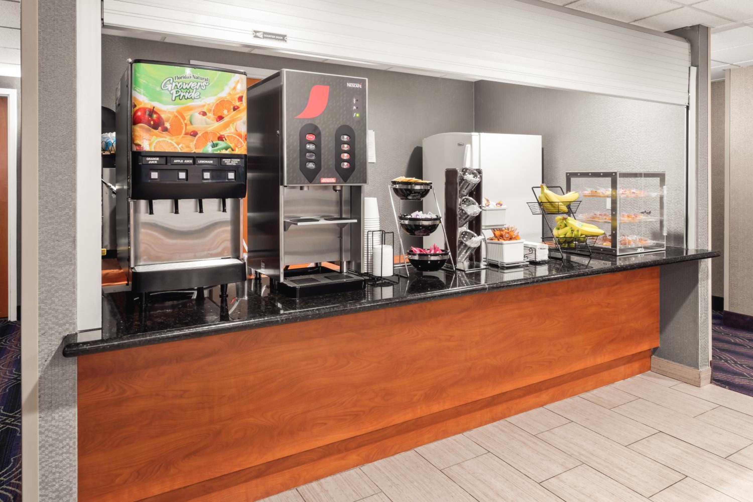 Hotel Aura SFO Airport FREE SHUTTLE - Property Image 32
