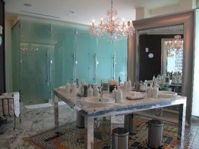 Luxury Waterfront Condo At Icon-Brickell-sea view-Free Spa & Gym