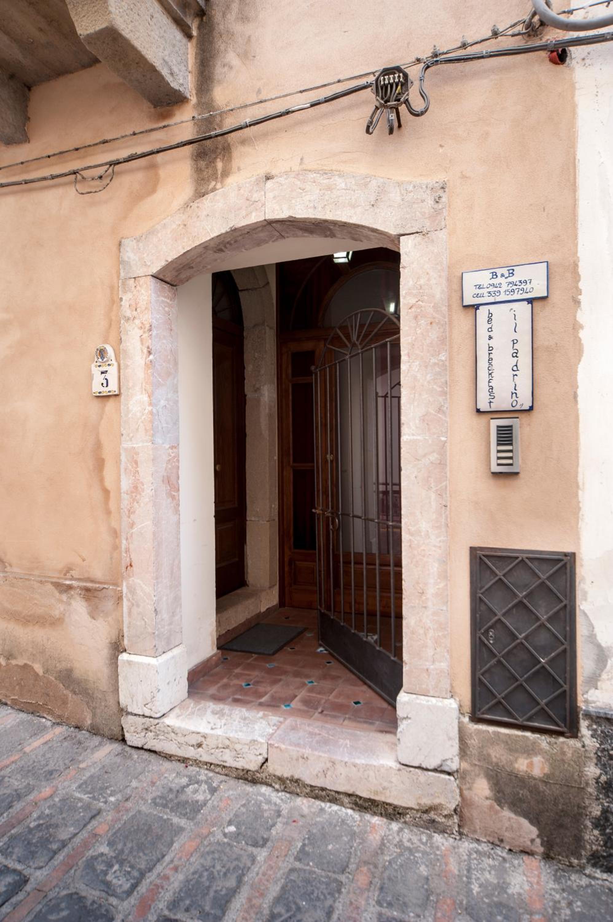 Photo 46