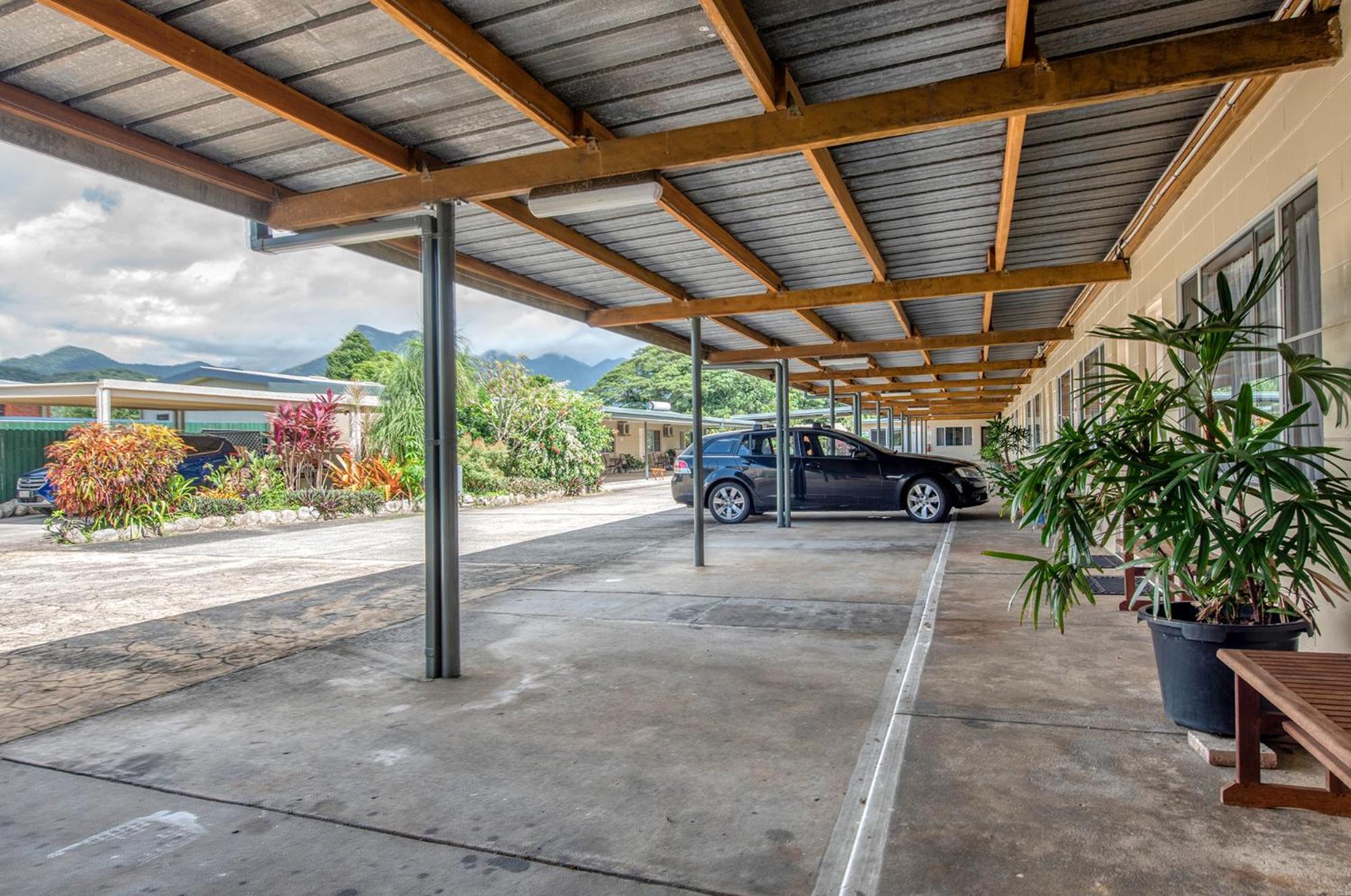 Demi View Motel