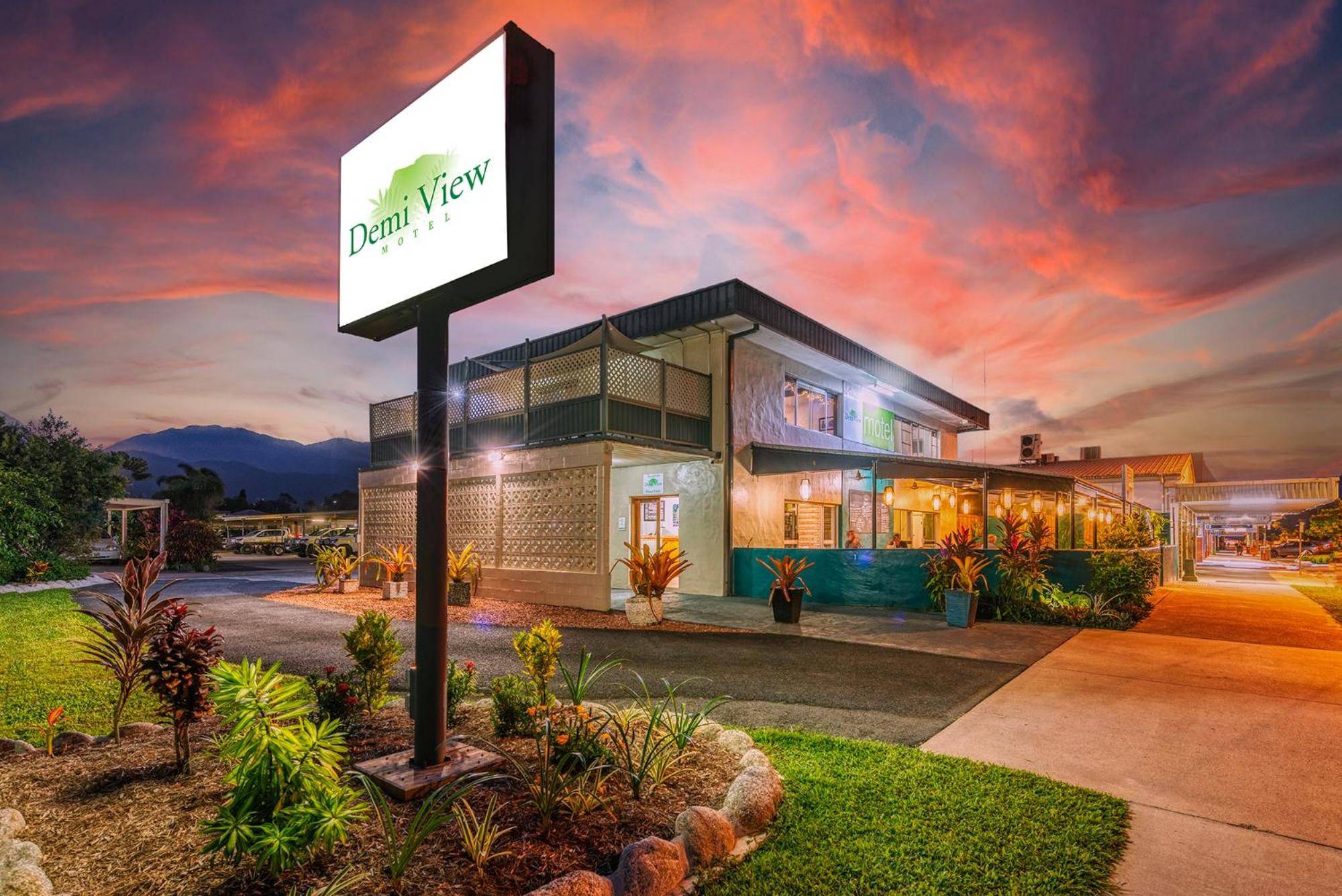 Demi View Motel
