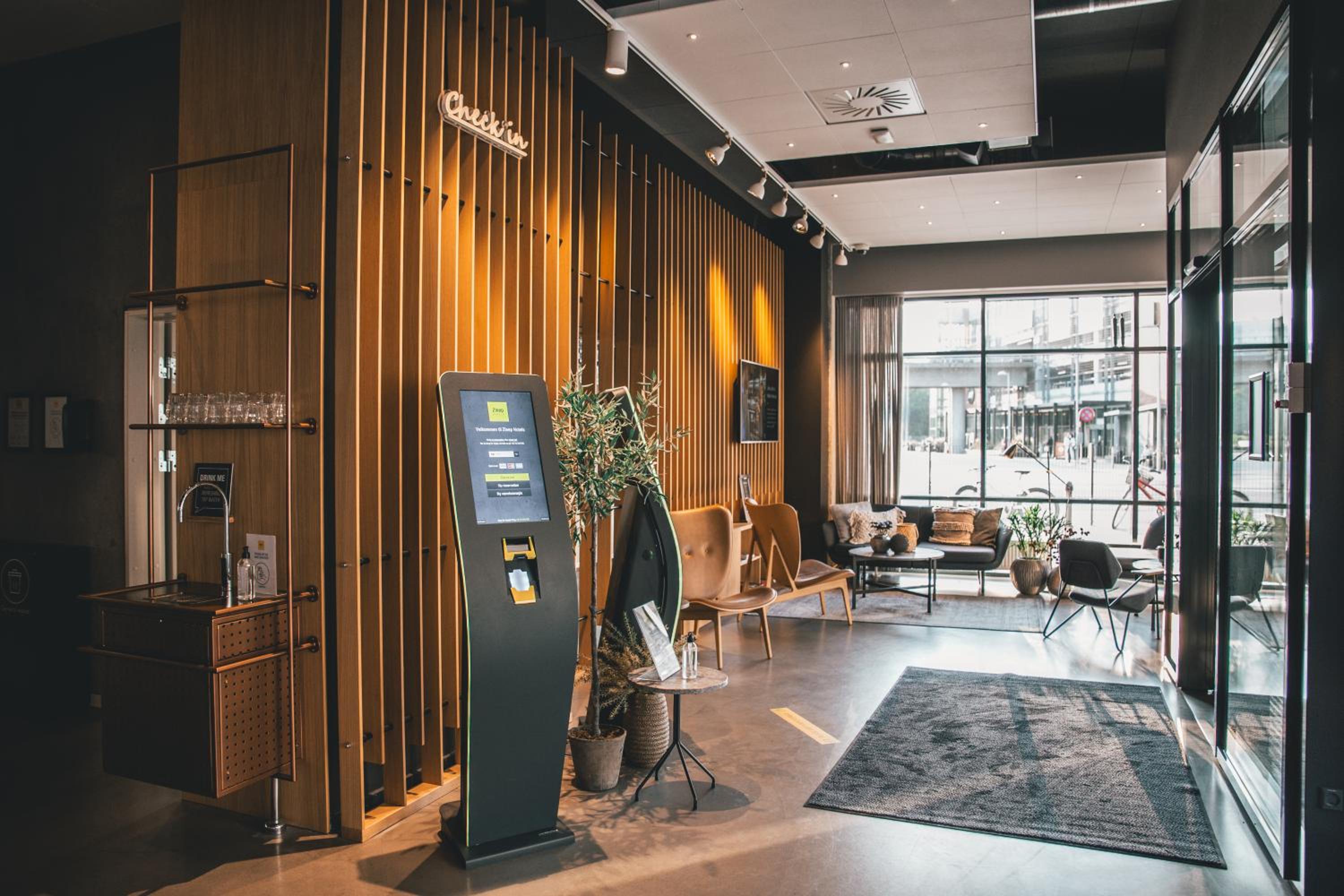 Aalborg Vacations - Zleep Hotel Aalborg - Property Image 12