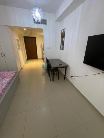 Breathtaking Studio Apartment in Marjan Island