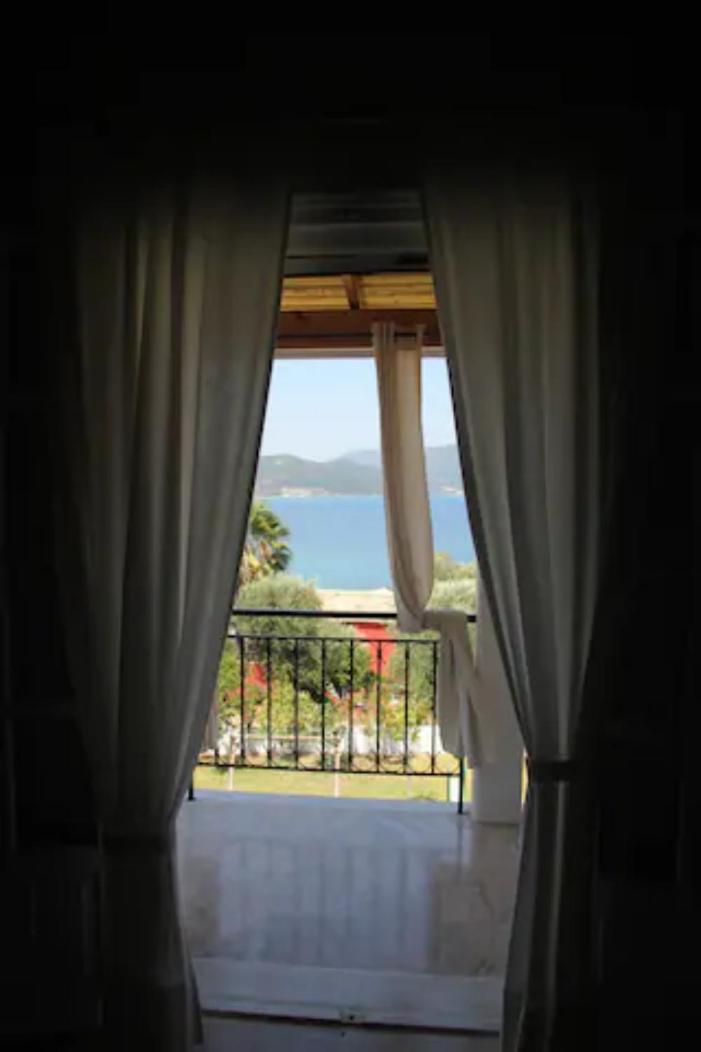 Armonia Apartments
