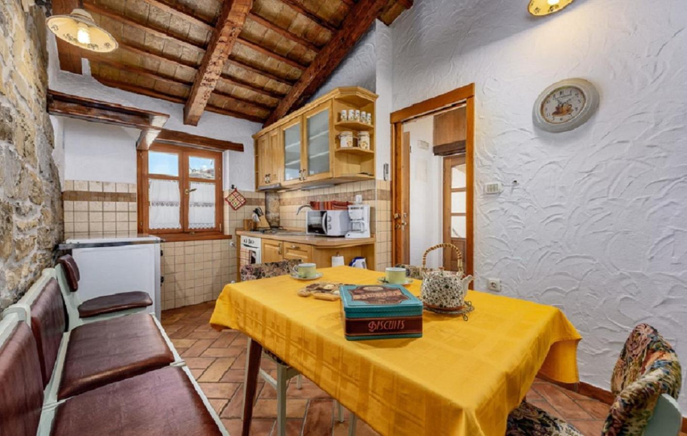 Guesthouse Gospodi