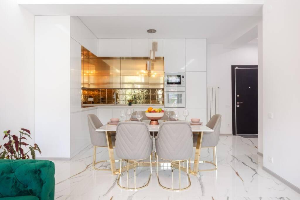 Luxury Vera - 2 bdrm @ City Center