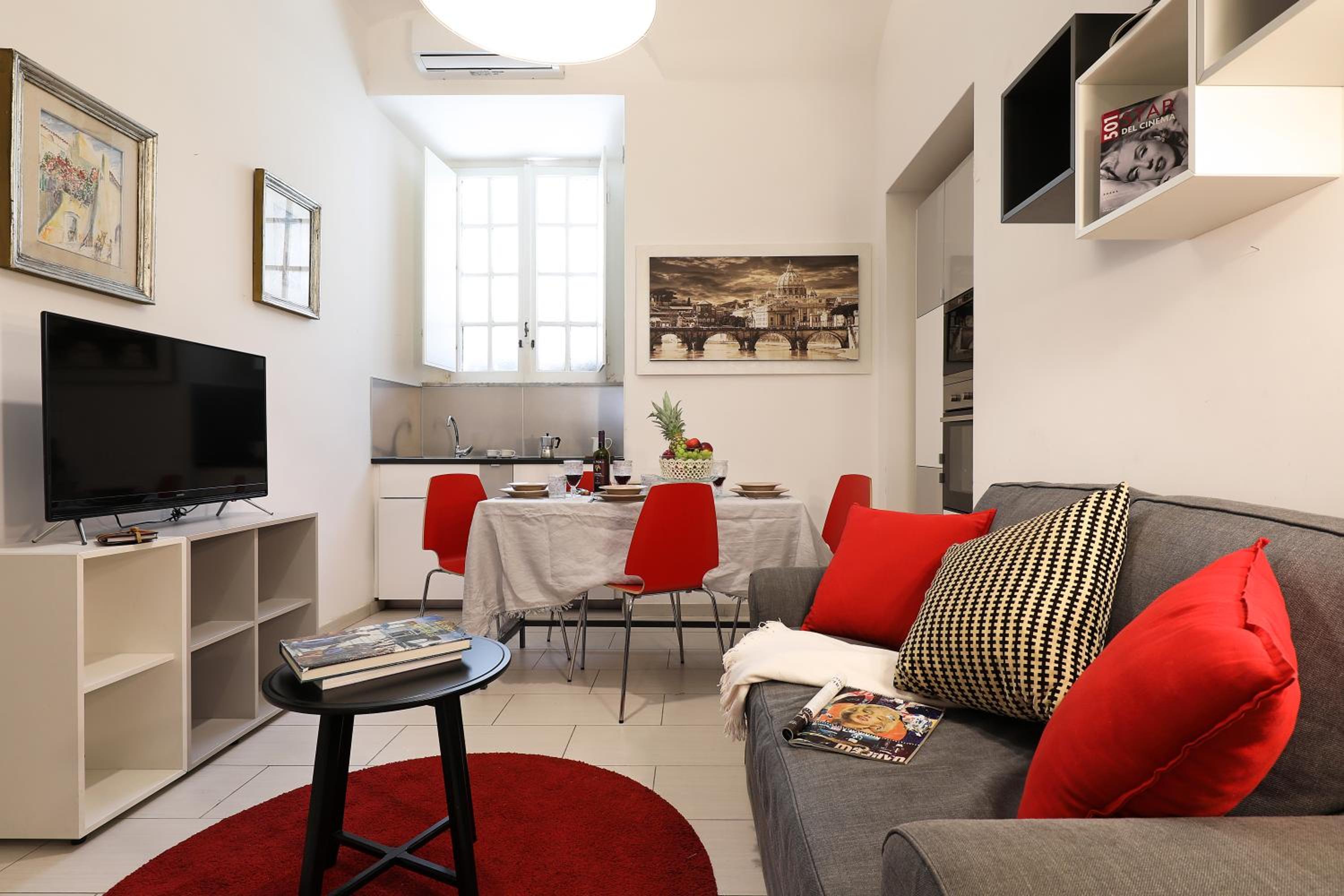 Grand Tour Rome Suites - Liberty Collection