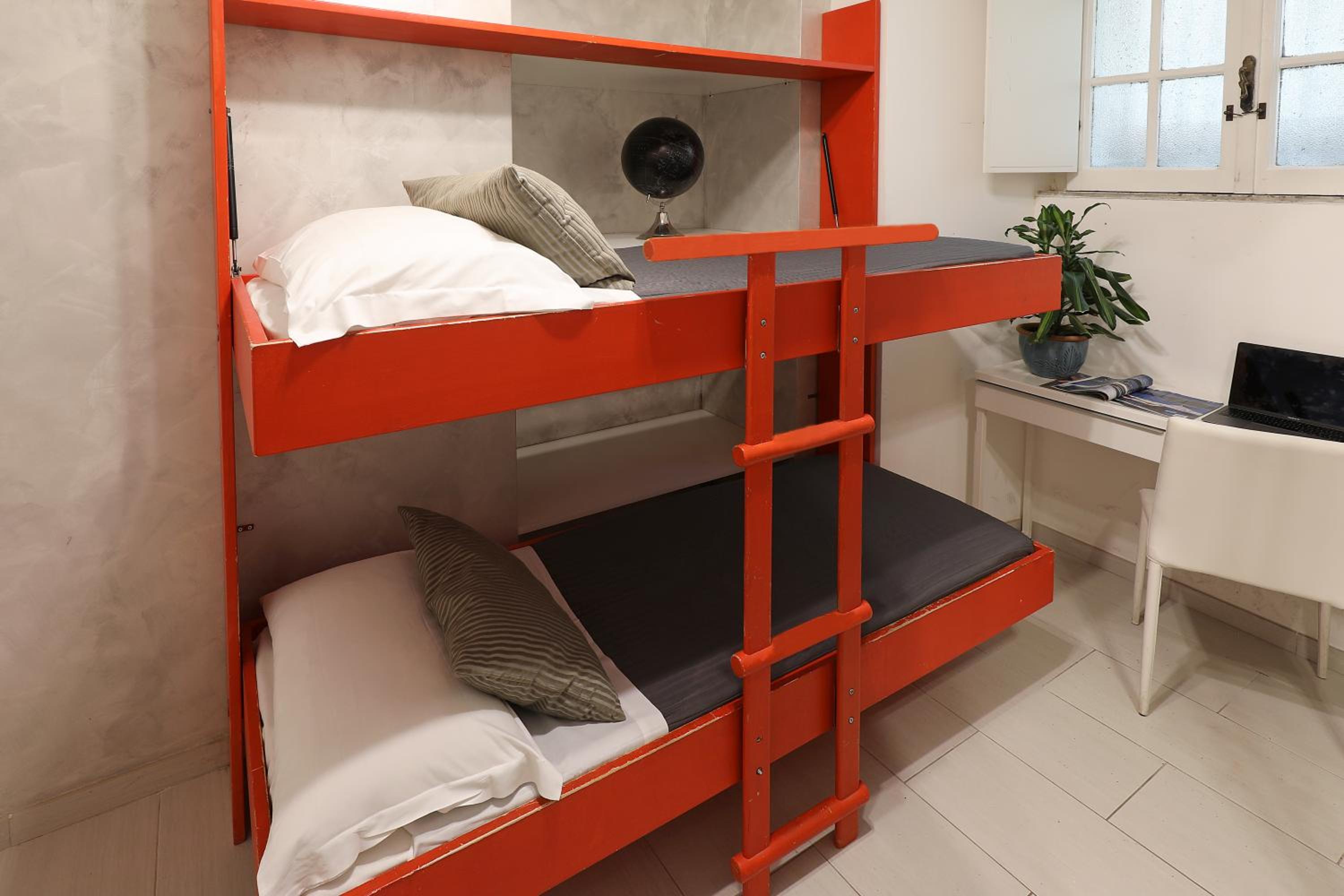 Grand Tour Rome Suites - Liberty Collection