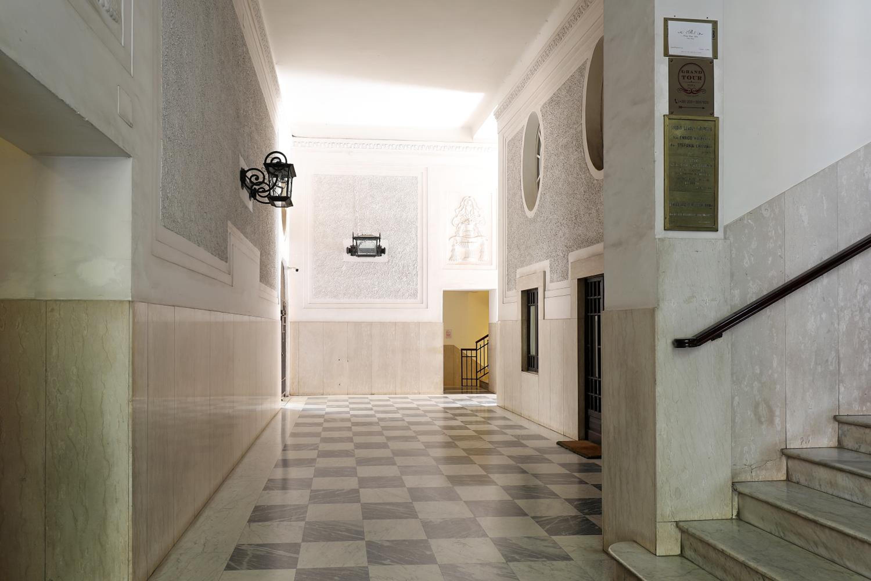 Grand Tour Rome Suites - Liberty Collection