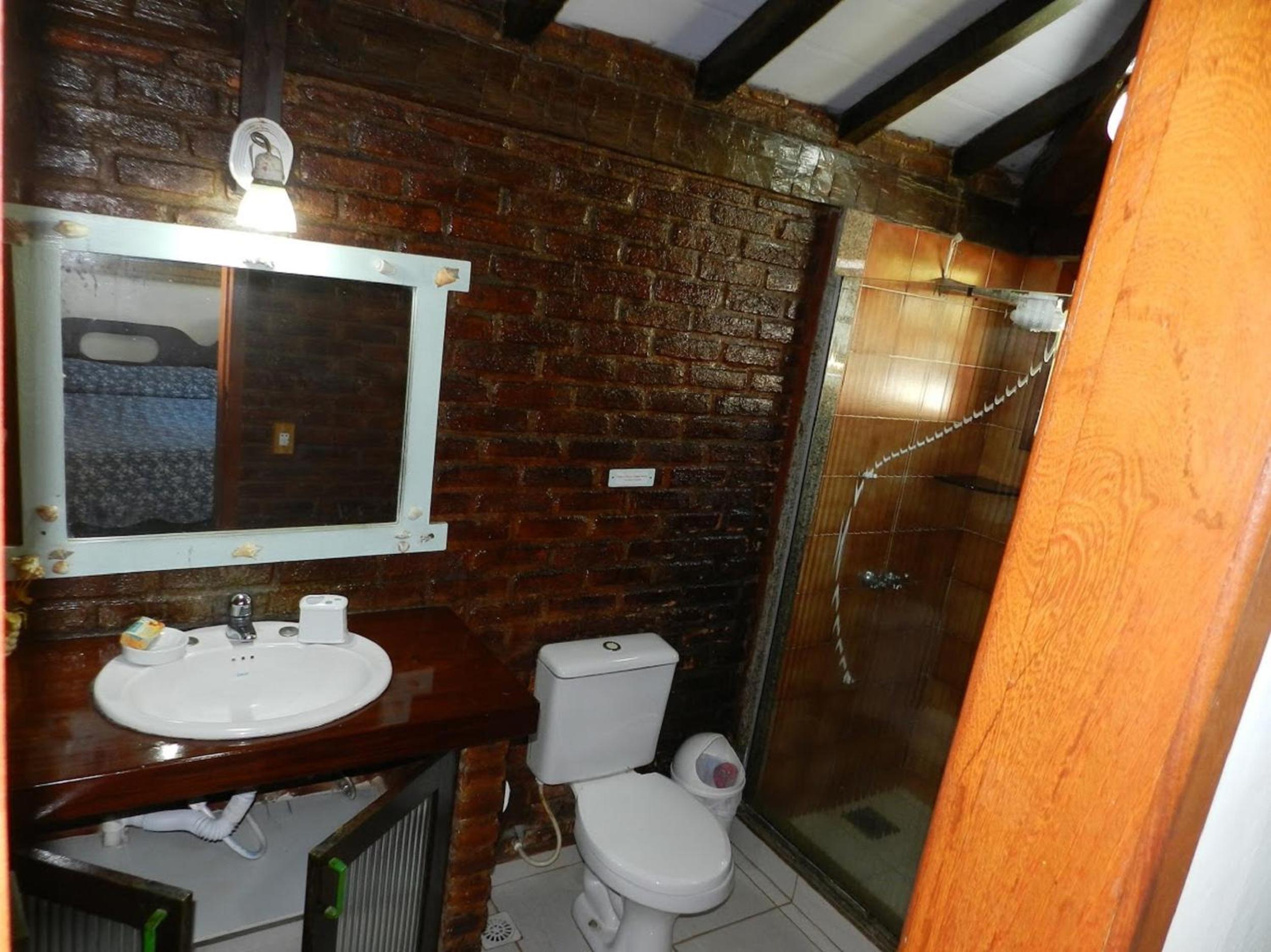 Excelente casa a 150 mts da Praia da Ferradura