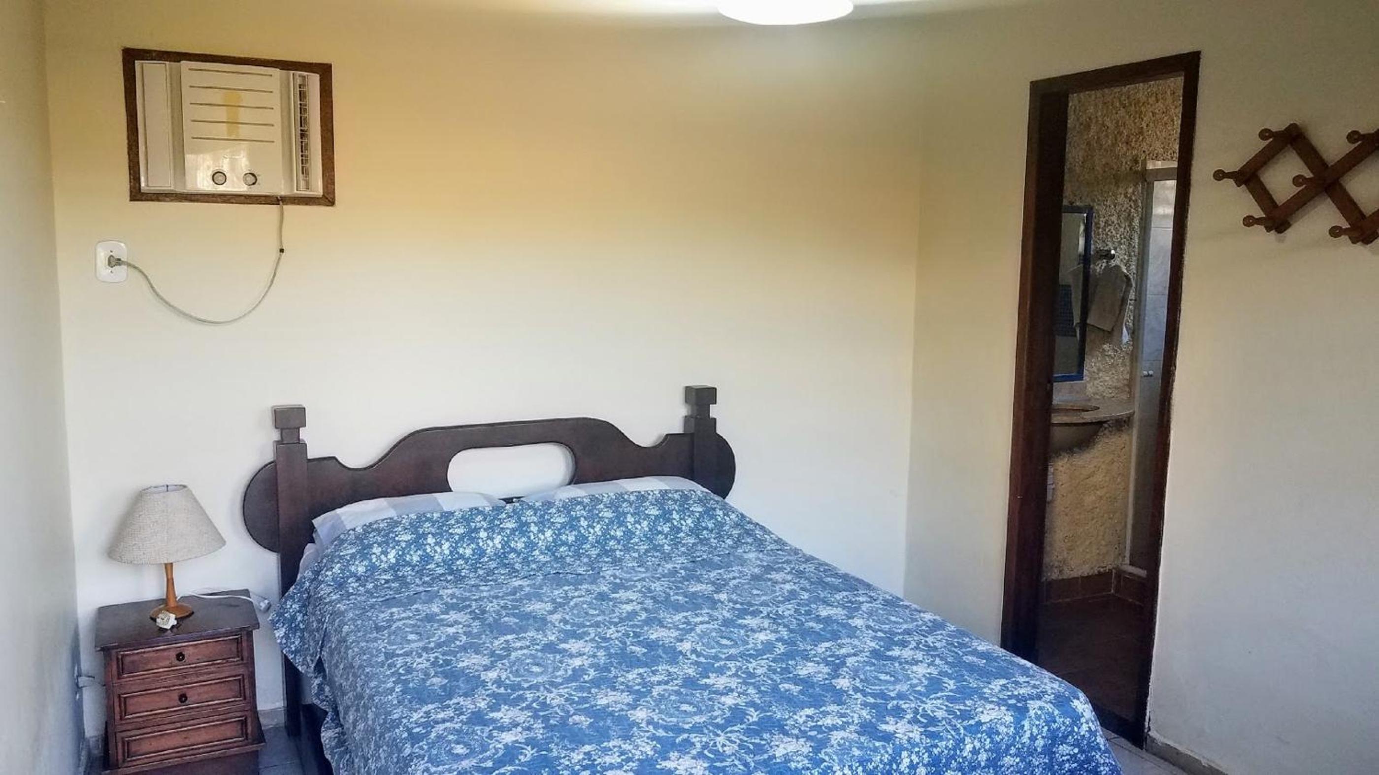 Excelente casa a 150 mts da Praia da Ferradura