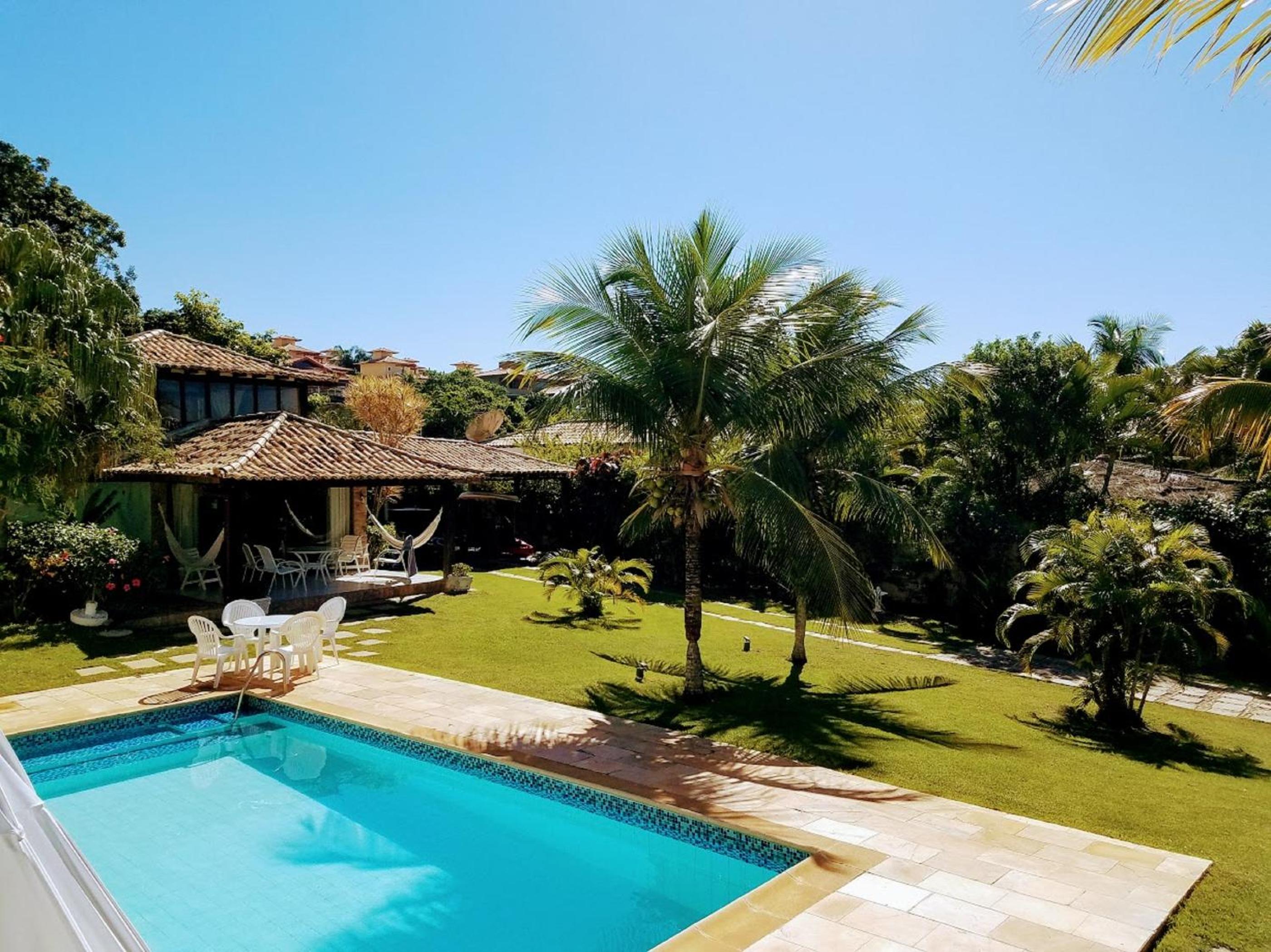 Excelente casa a 150 mts da Praia da Ferradura