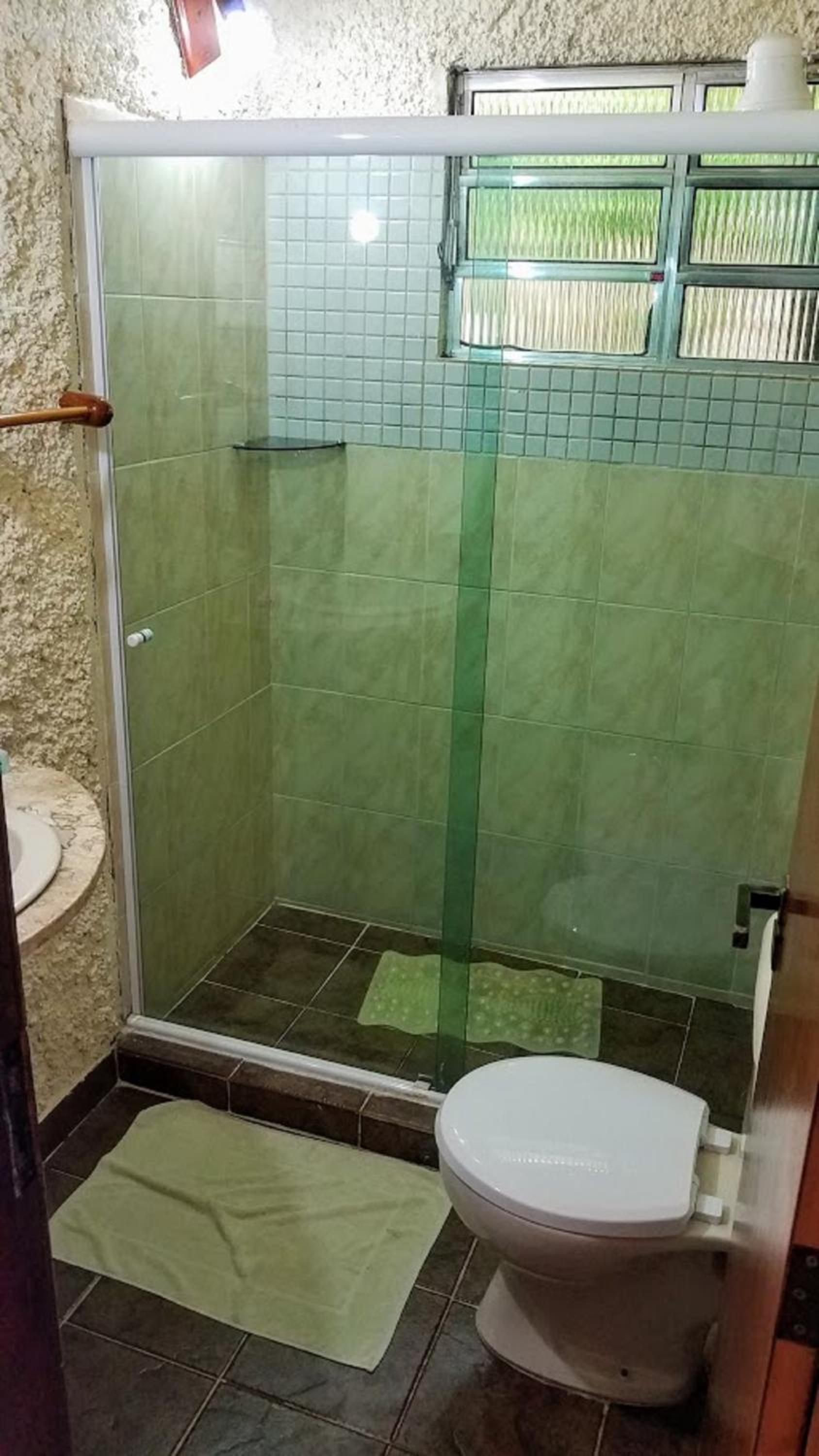 Excelente casa a 150 mts da Praia da Ferradura