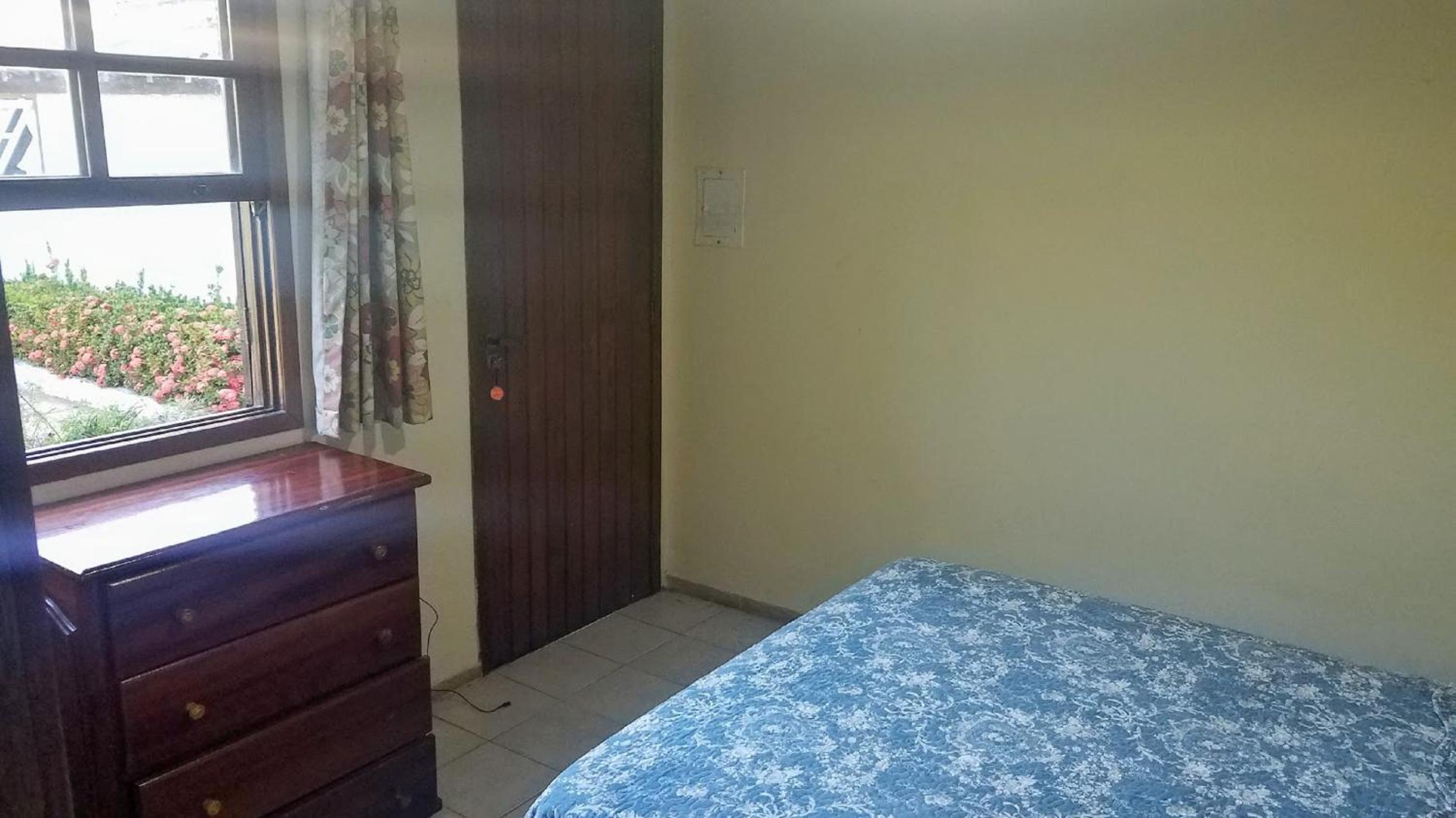 Excelente casa a 150 mts da Praia da Ferradura