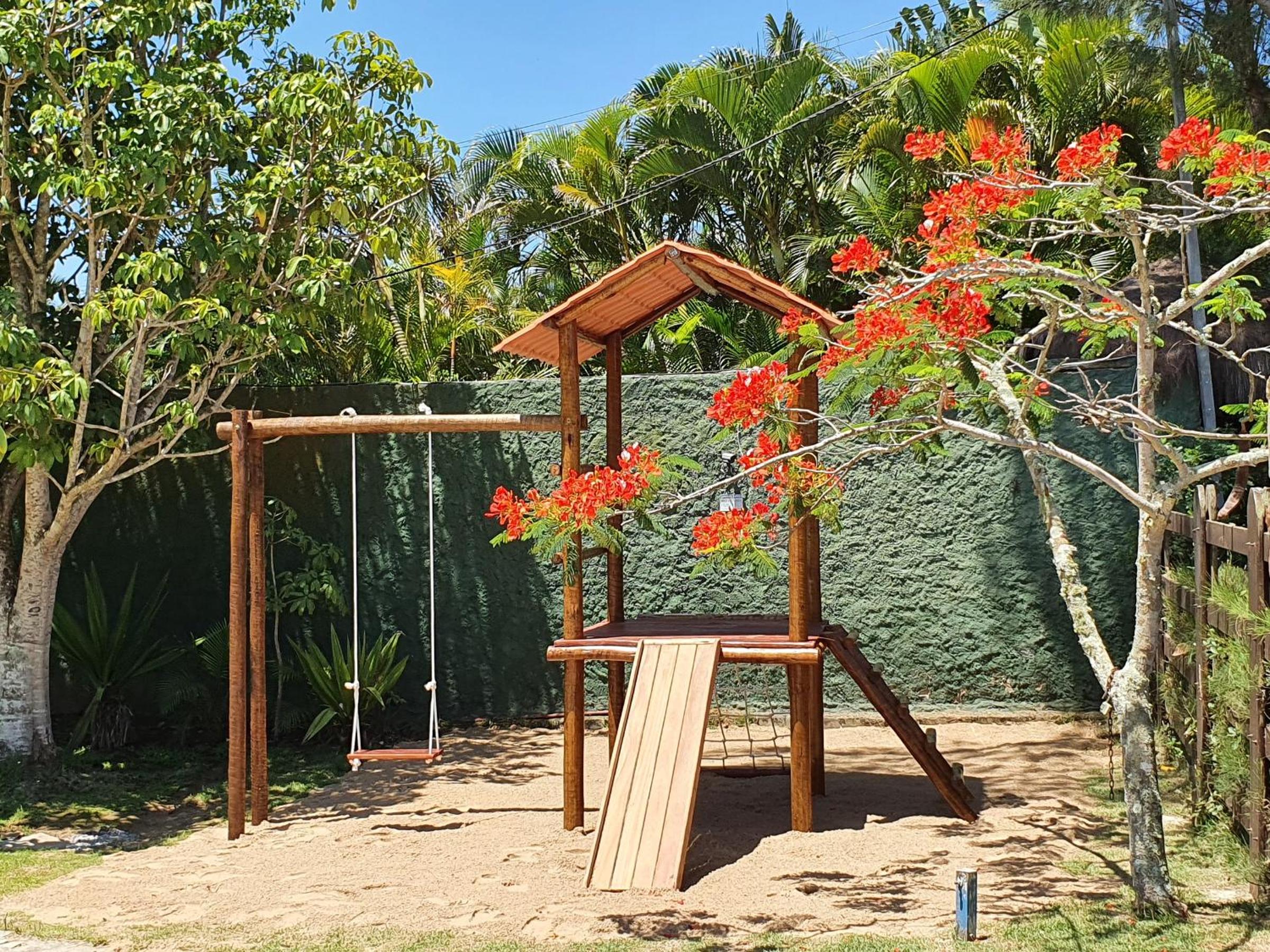 Excelente casa a 150 mts da Praia da Ferradura
