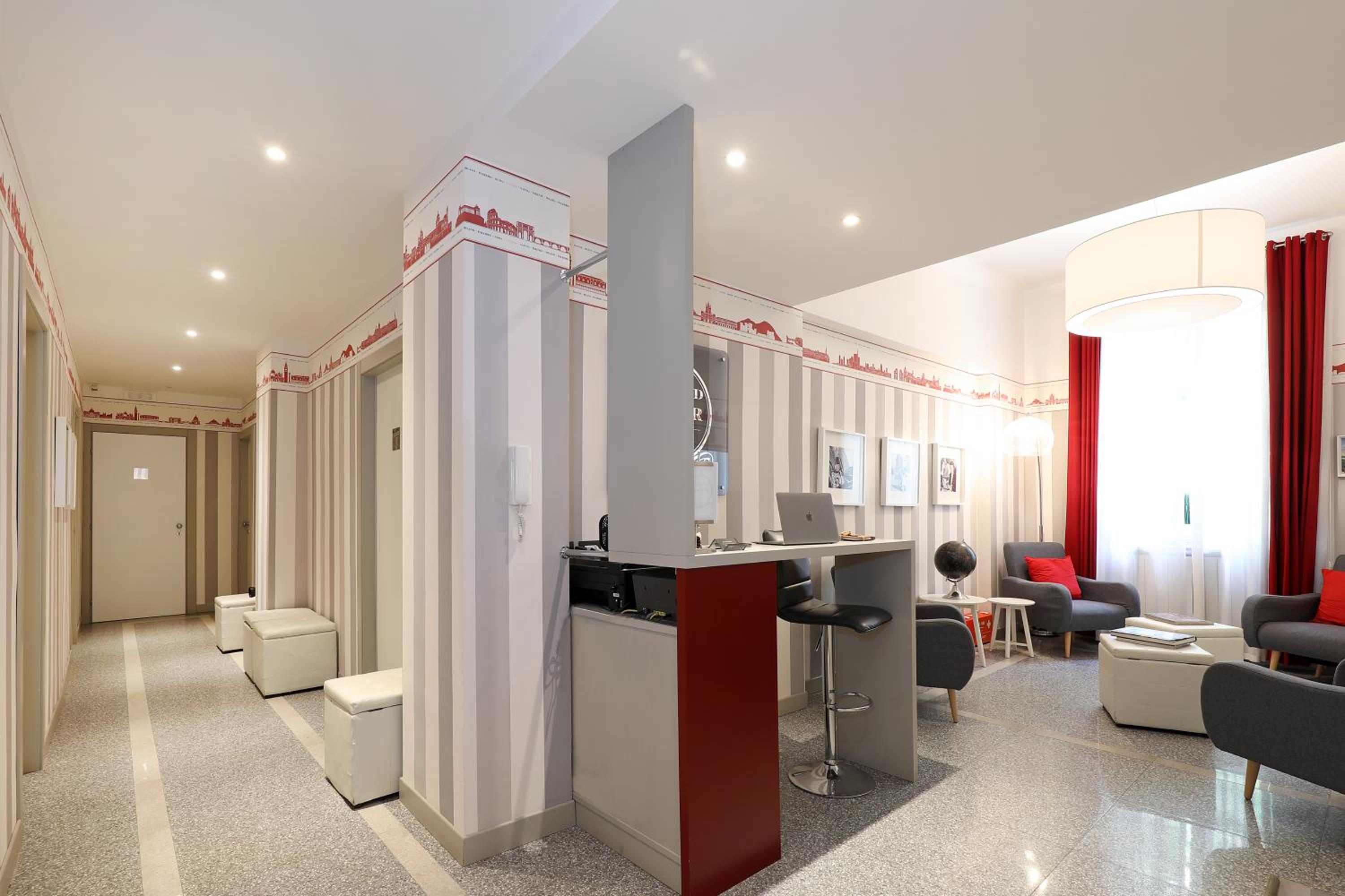 Grand Tour Rome Suites - Liberty Collection