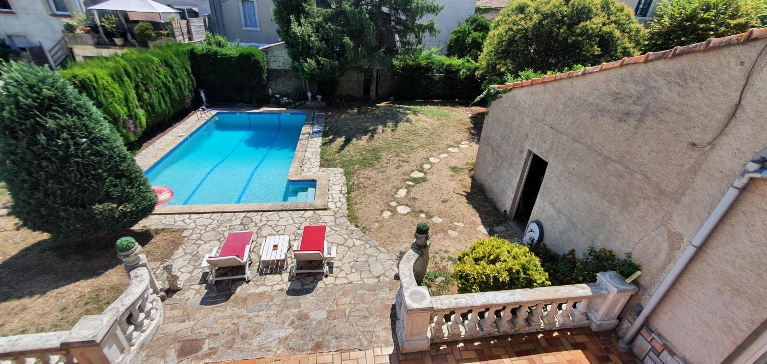 La casa de Margarita y Sisco, Villa avec piscine