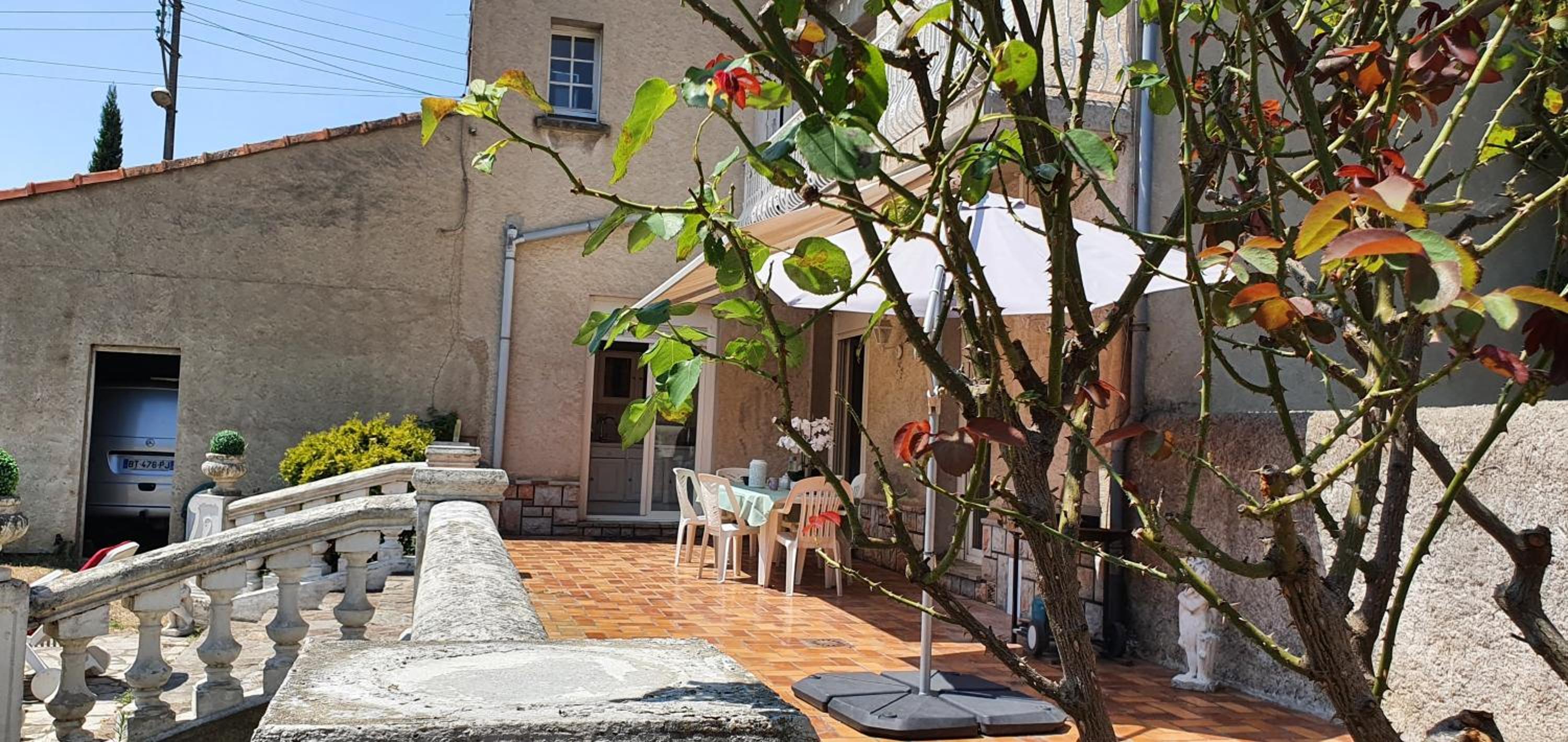 La casa de Margarita y Sisco, Villa avec piscine