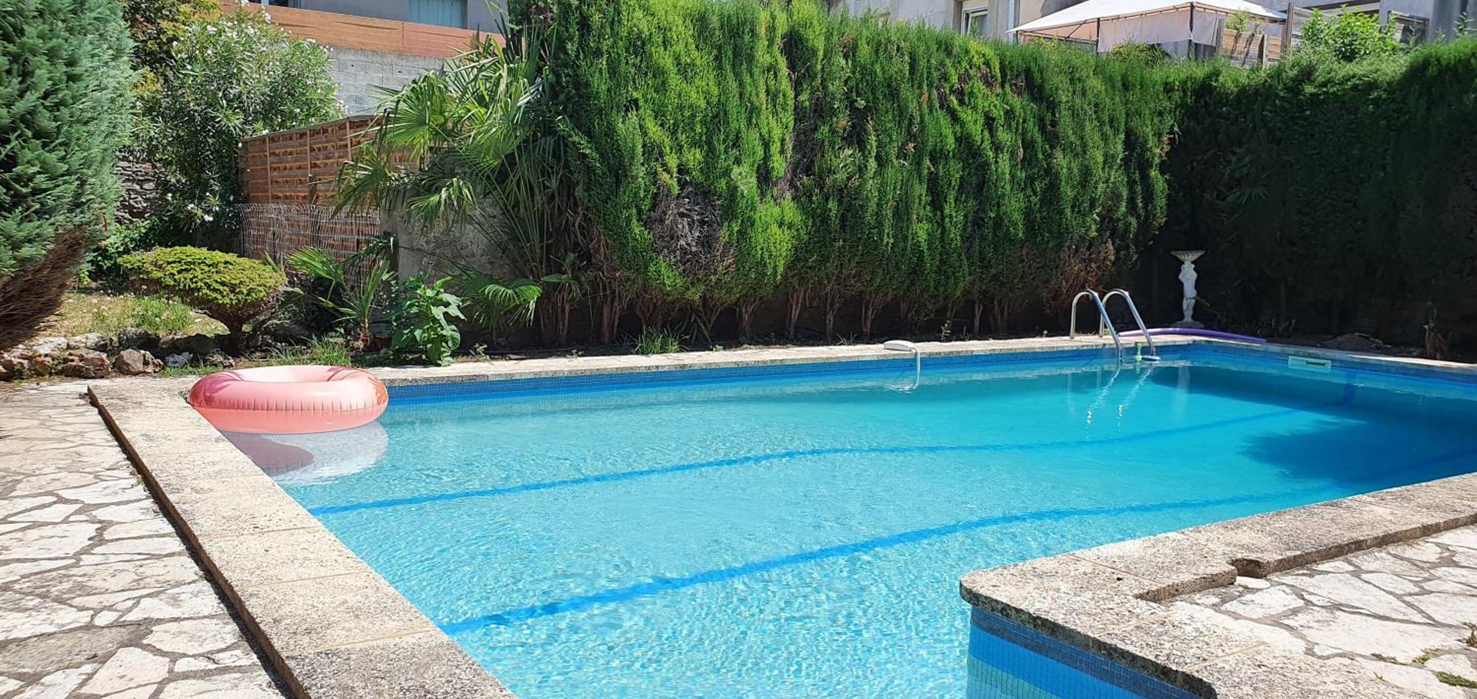 La casa de Margarita y Sisco, Villa avec piscine