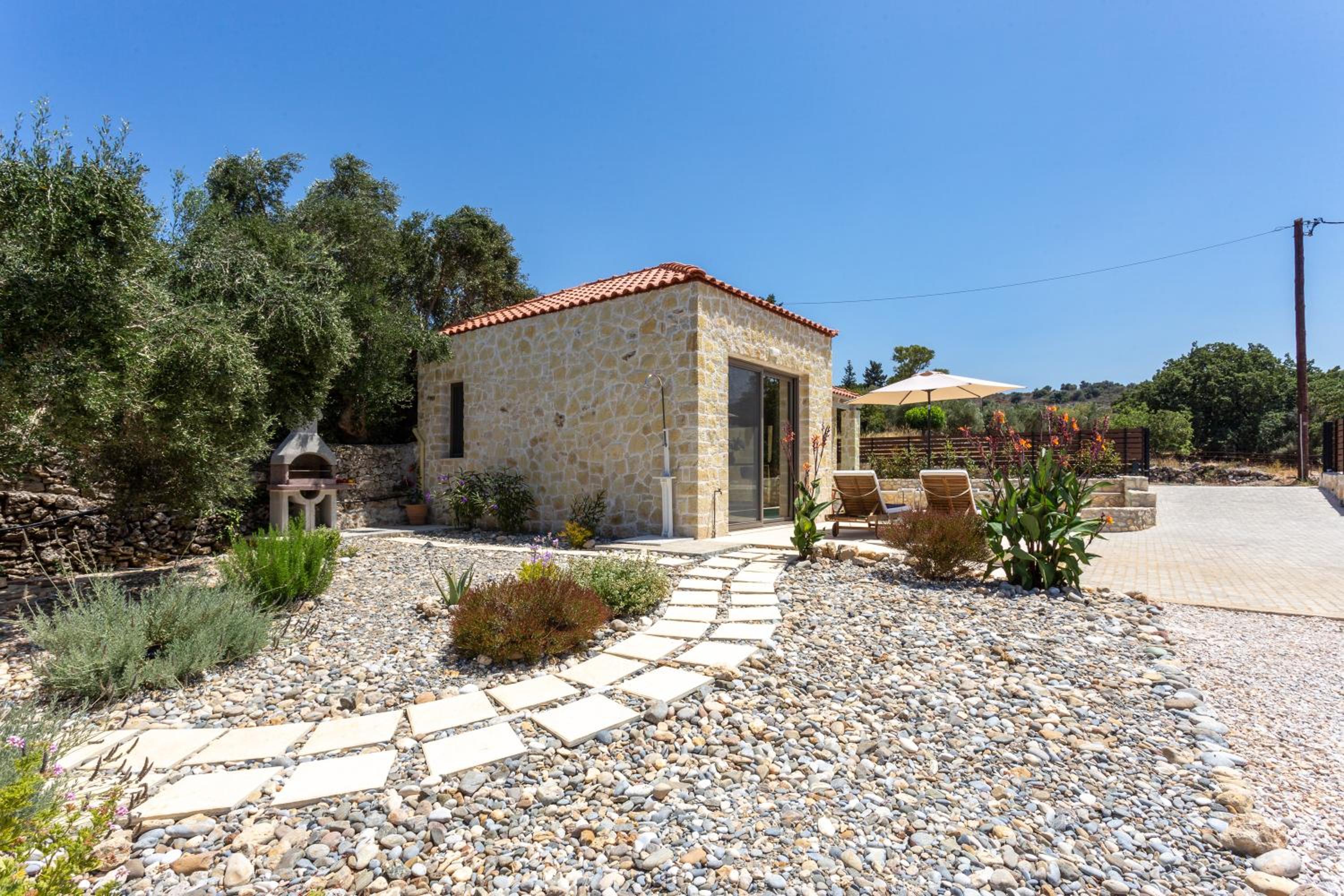 Hotel Canna Villa - Image 1