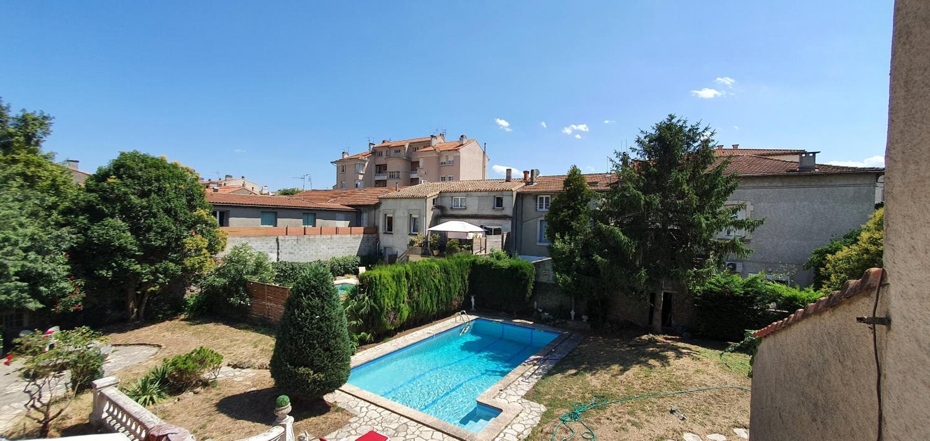 La casa de Margarita y Sisco, Villa avec piscine