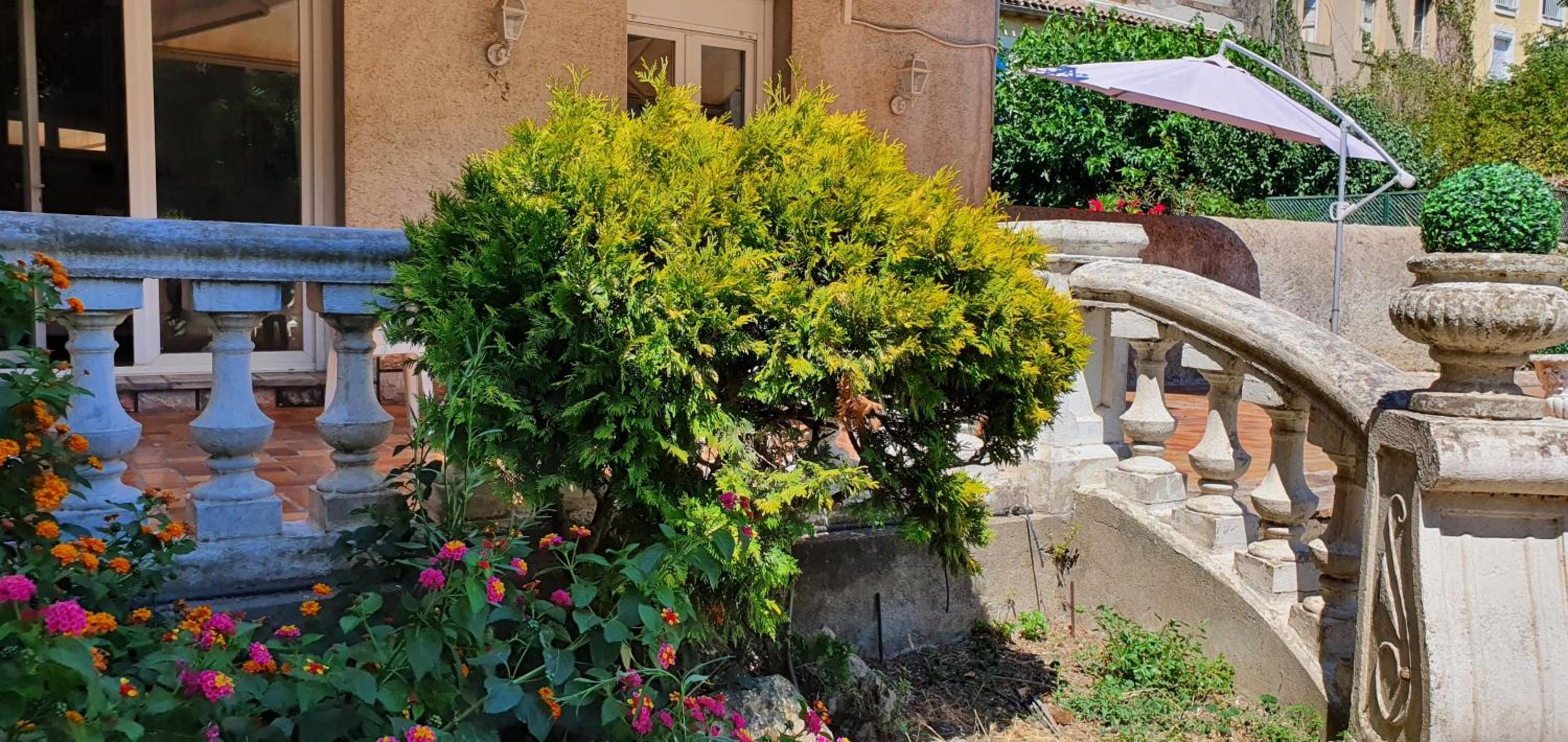 La casa de Margarita y Sisco, Villa avec piscine