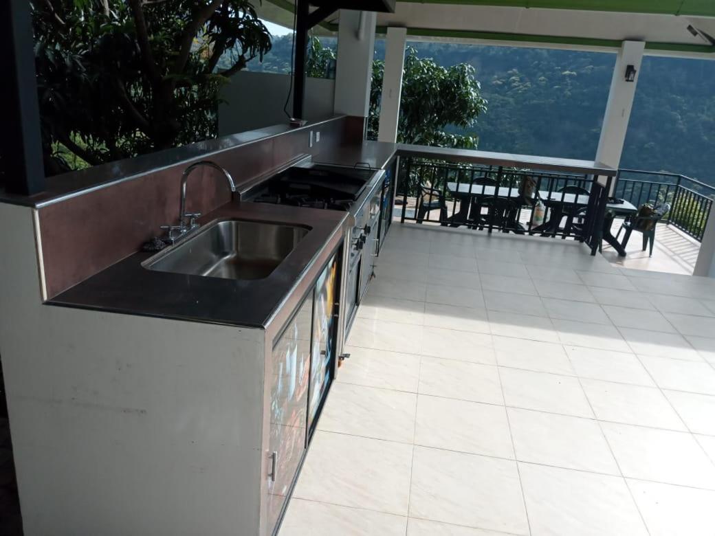 CASA EL MIRADOR