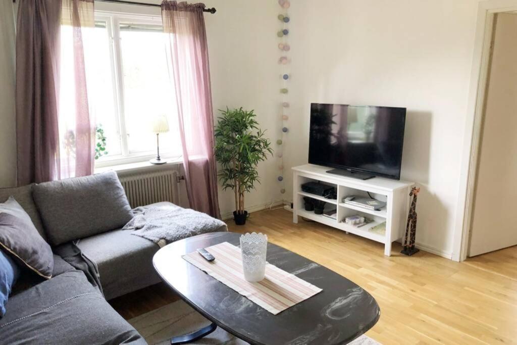 Egen lägenhet i 2-familjshus på landet. view 3