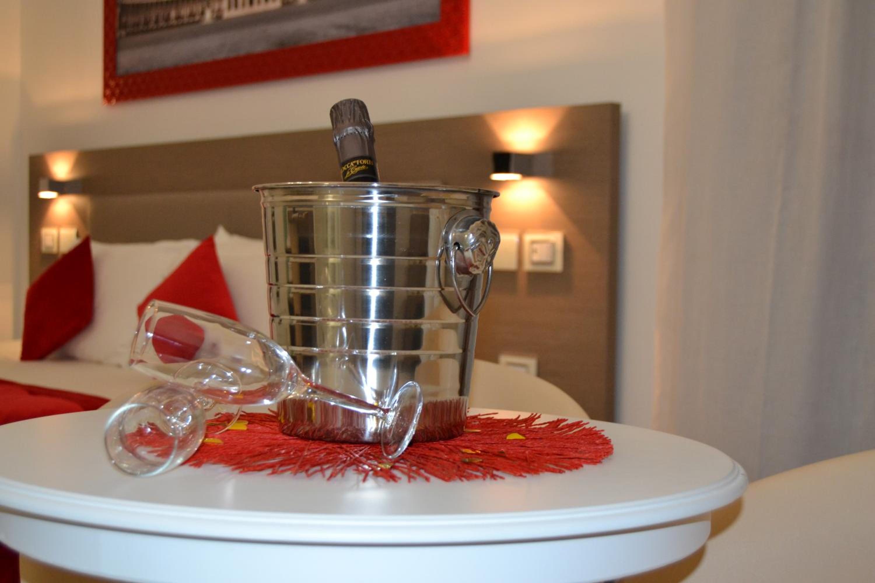 Mecla Suites