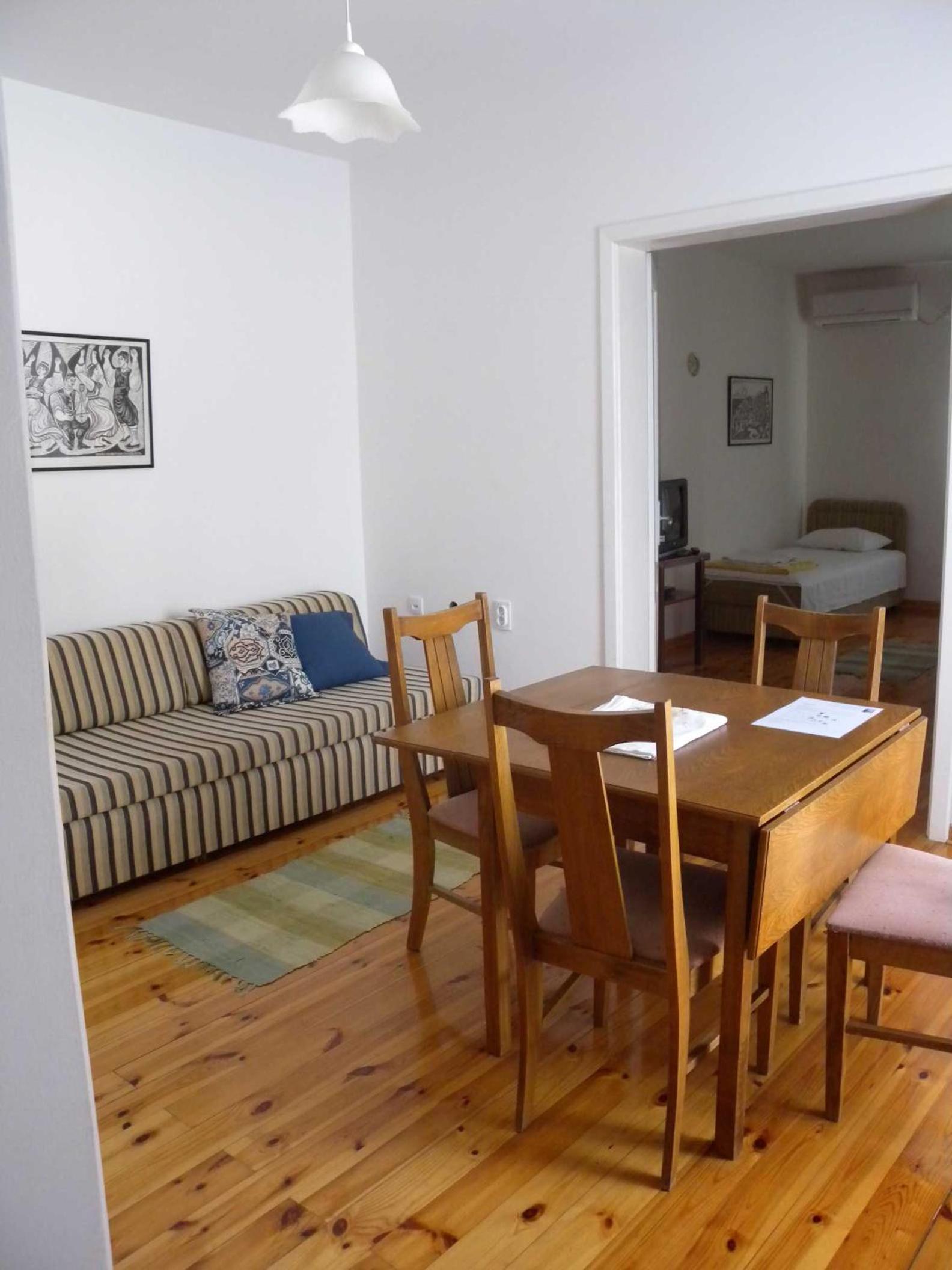 Apartments Markovic Sutomore