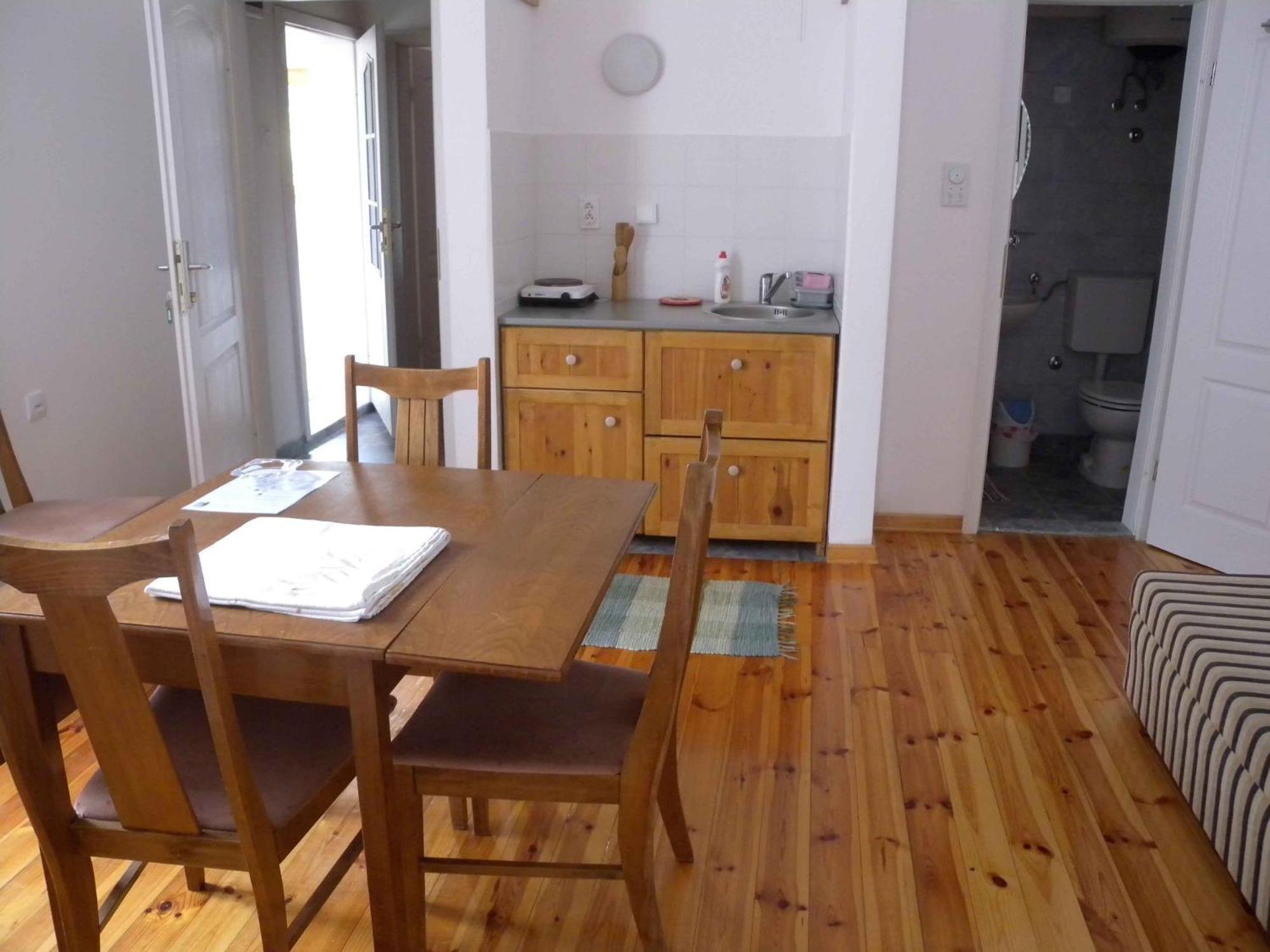 Apartments Markovic Sutomore