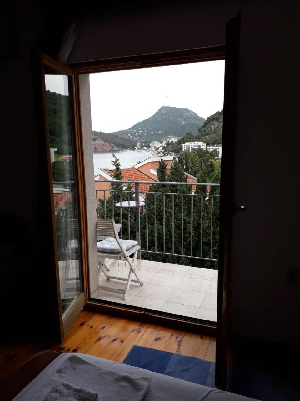 Apartments Markovic Sutomore