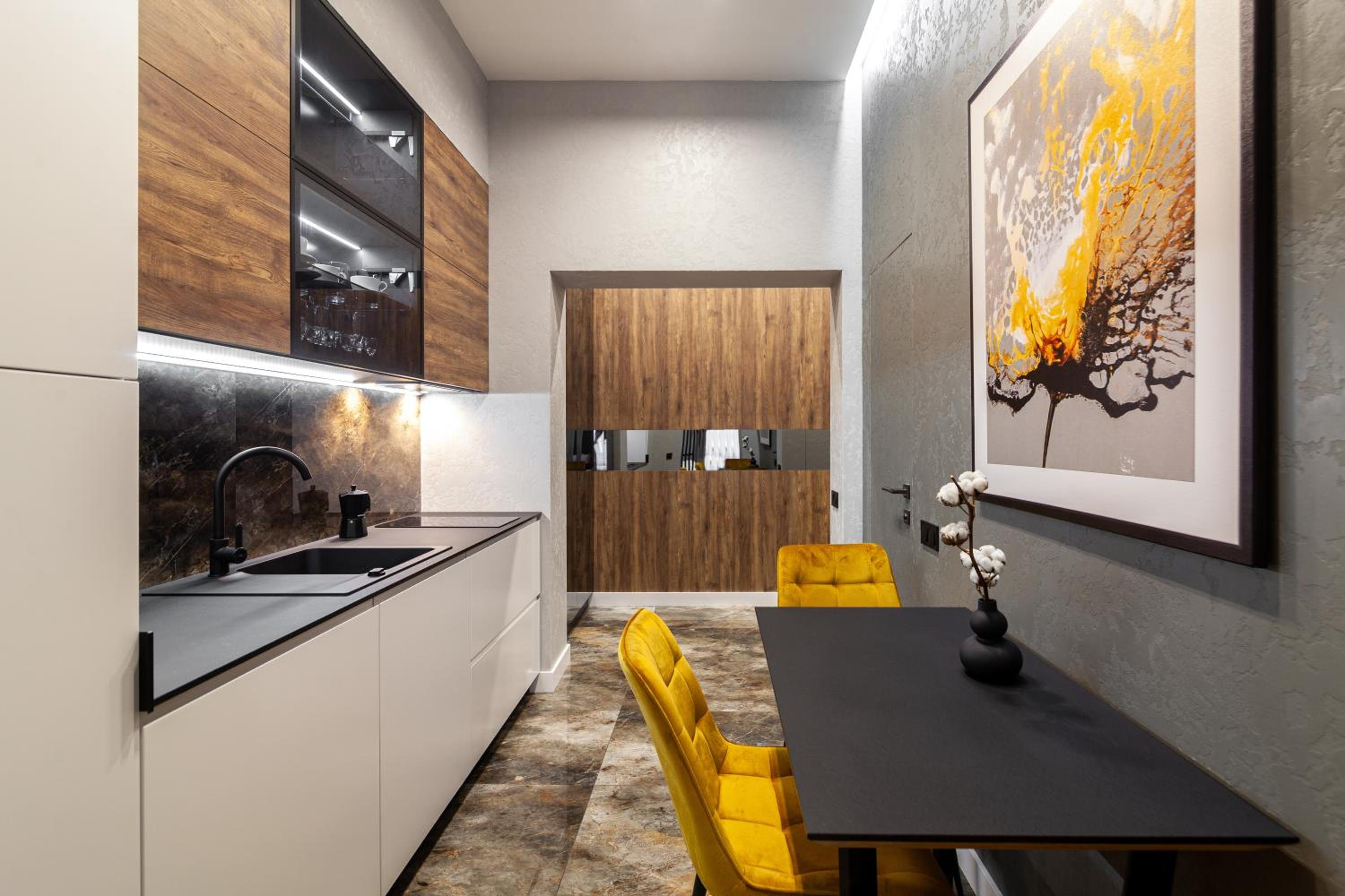 Dream apartament on Drahomanova street view 4