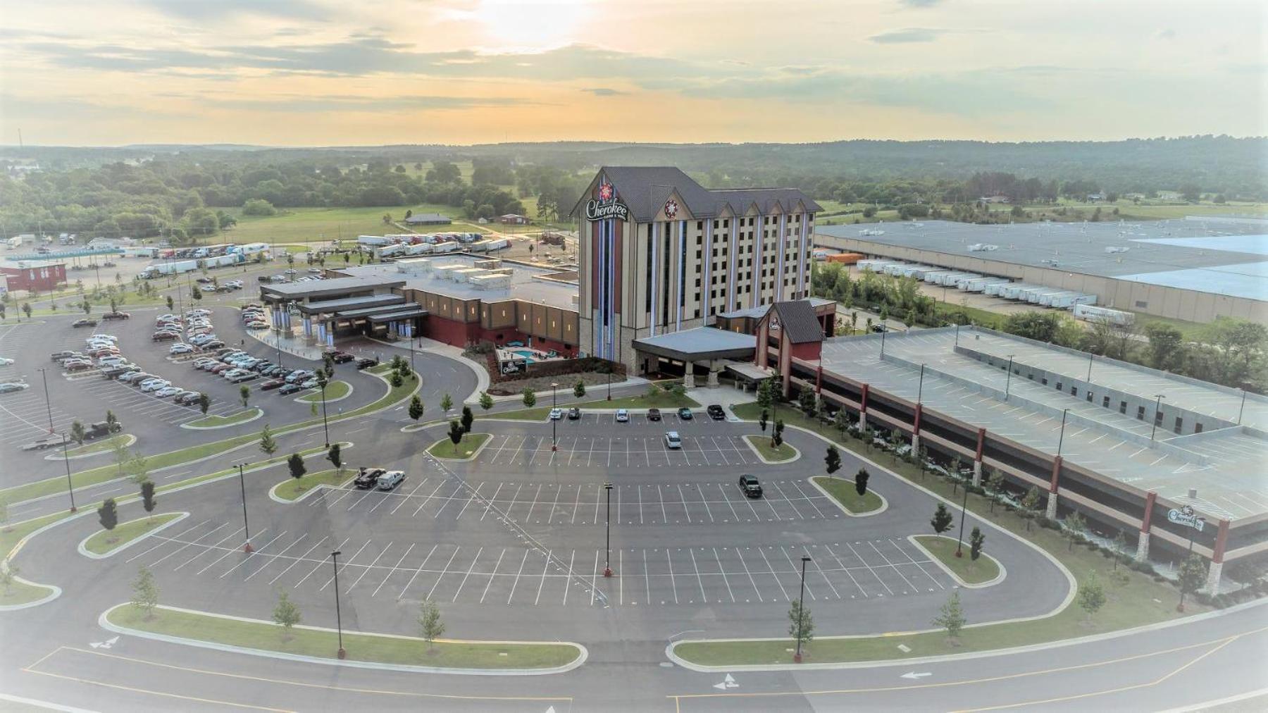 Cherokee Casino Hotel Roland view 2
