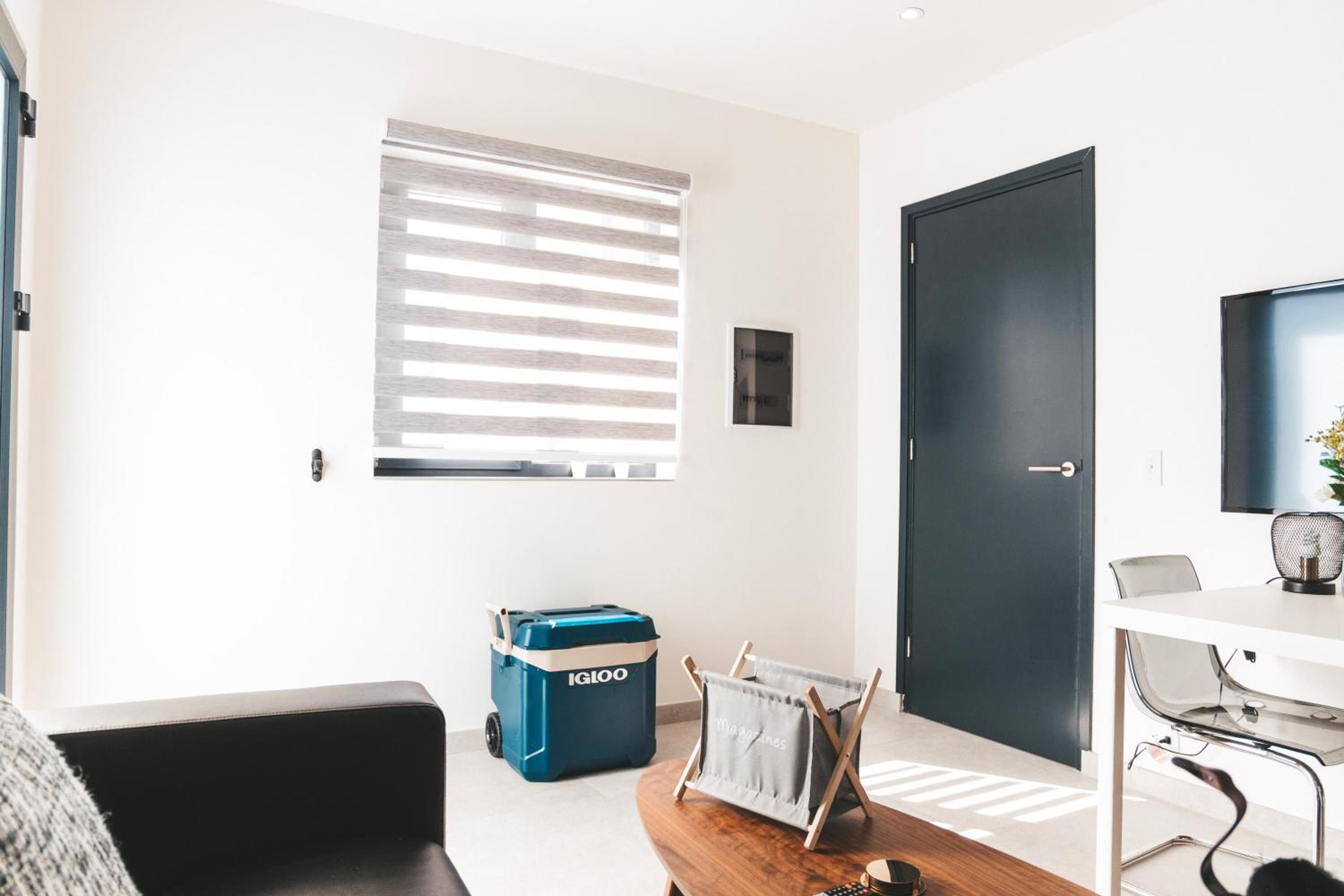 Gray Door Apartments - Adults only
